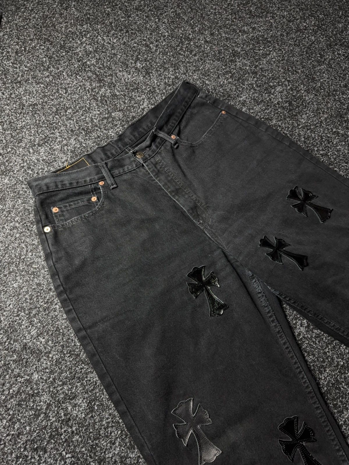 Levi's Vintage Clothing Vintage 90s Archival Levi’s Hearts Style Cross Denim Jeans Size US 33 - 6 Thumbnail