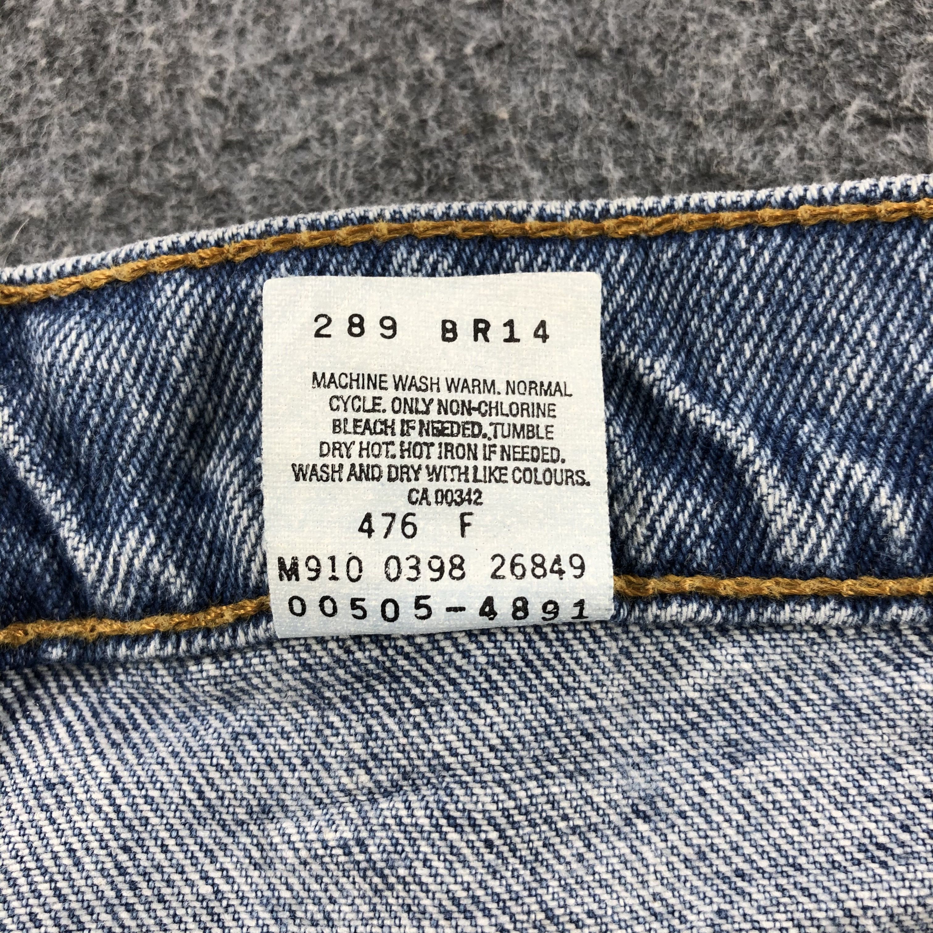 Levi's × Vintage 90s Vintage Blue Wash Levis 505 Jeans-JM1747 Size US 32 / EU 48 - 10 Thumbnail