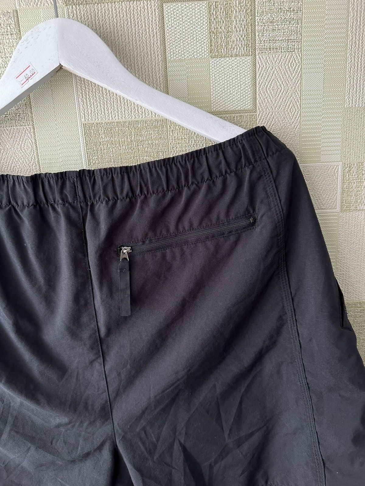 Nike ACG Nike ACG vintage shorts size L Size US 34 / EU 50 - 11 Thumbnail