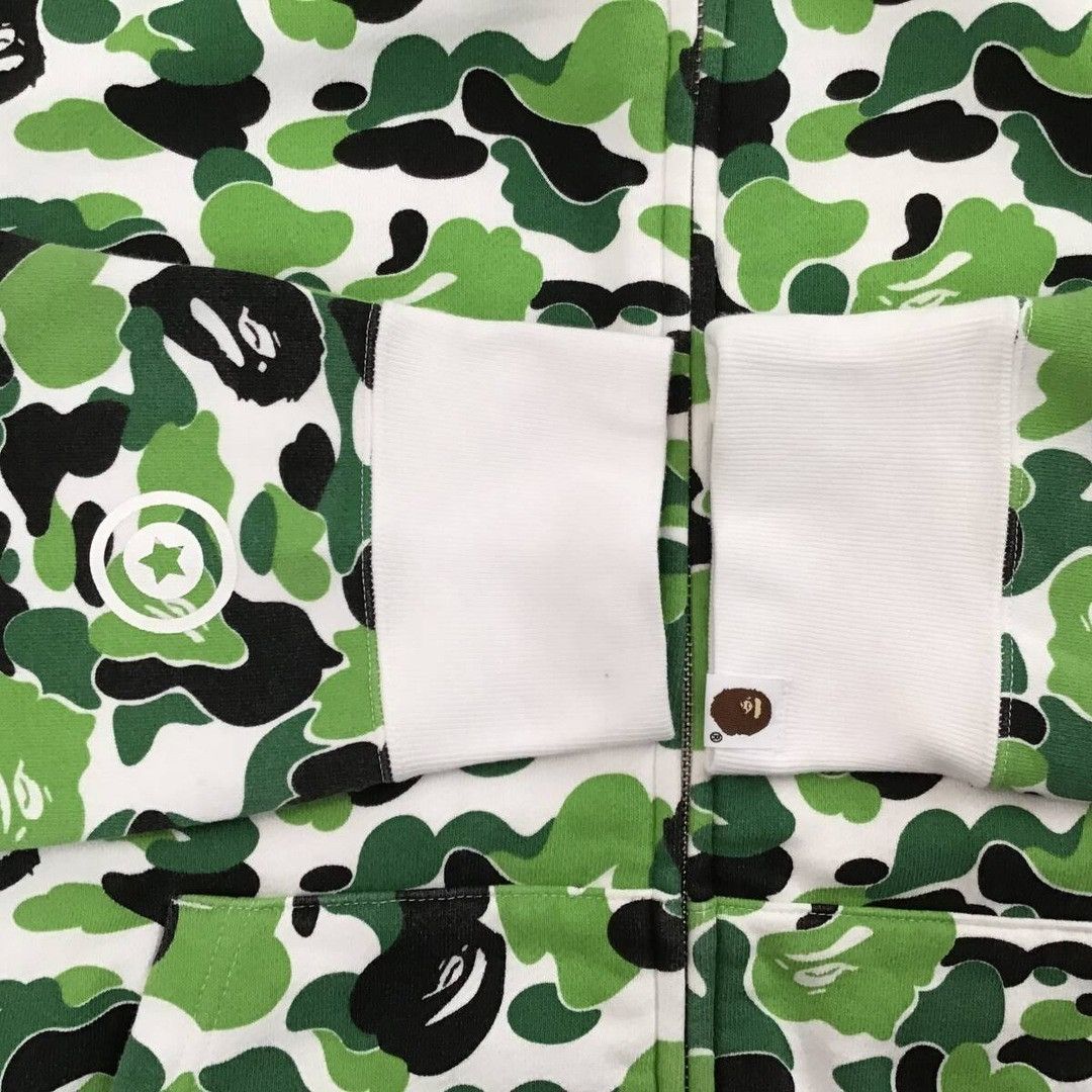 Bape 2024 🔥CHENGDU Store Camo🔥 BAPE shark full zip hoodie APE Size US L / EU 52-54 / 3 - 7 Thumbnail