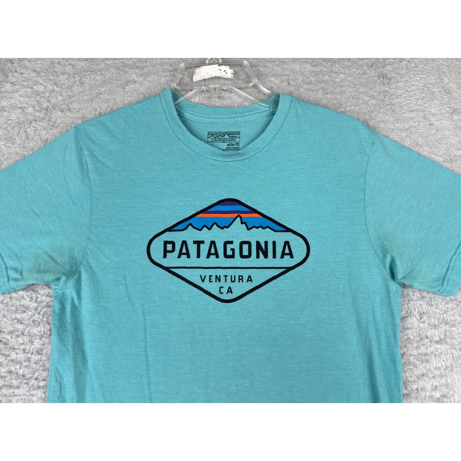 Patagonia Patagonia Shirt Men Small Blue Crew Neck Cotton Blend Slim Fit Fitz Roy Crest Size US S / EU 44-46 / 1 - 4 Thumbnail