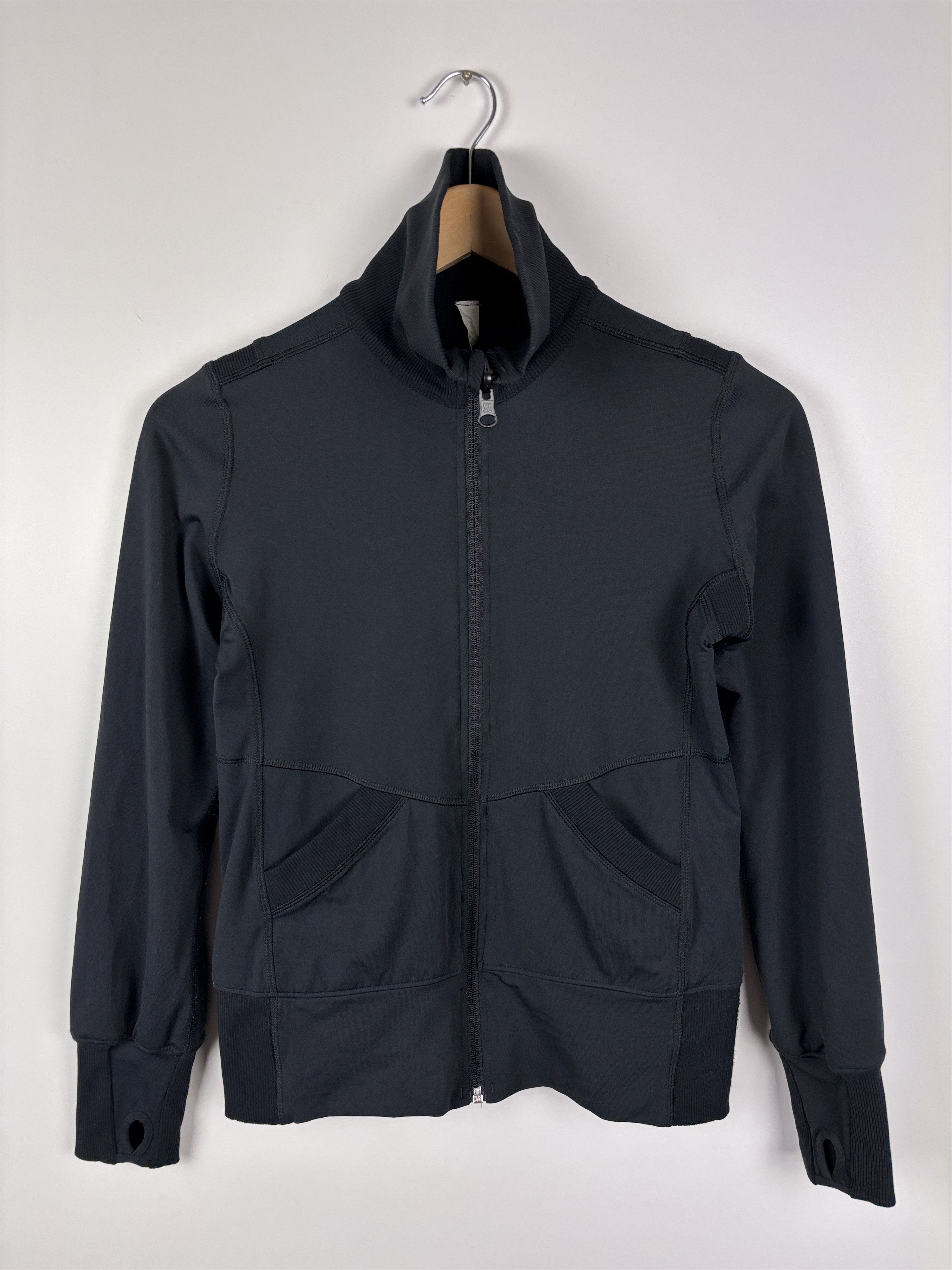 Lululemon Womens Lululemon Full Zip Jacket Black Size 2 Size XS / US 0-2 / IT 36-38 - 1 Thumbnail