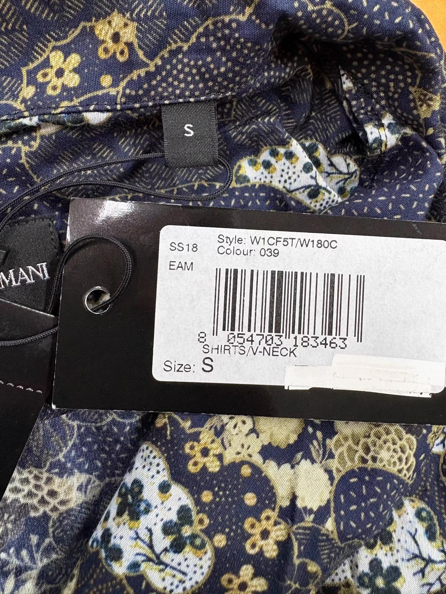 Emporio Armani Emporio Armani Men's Chinese Style Short-Sleeve Shirt Ｑ20 Size US S / EU 44-46 / 1 - 6 Thumbnail