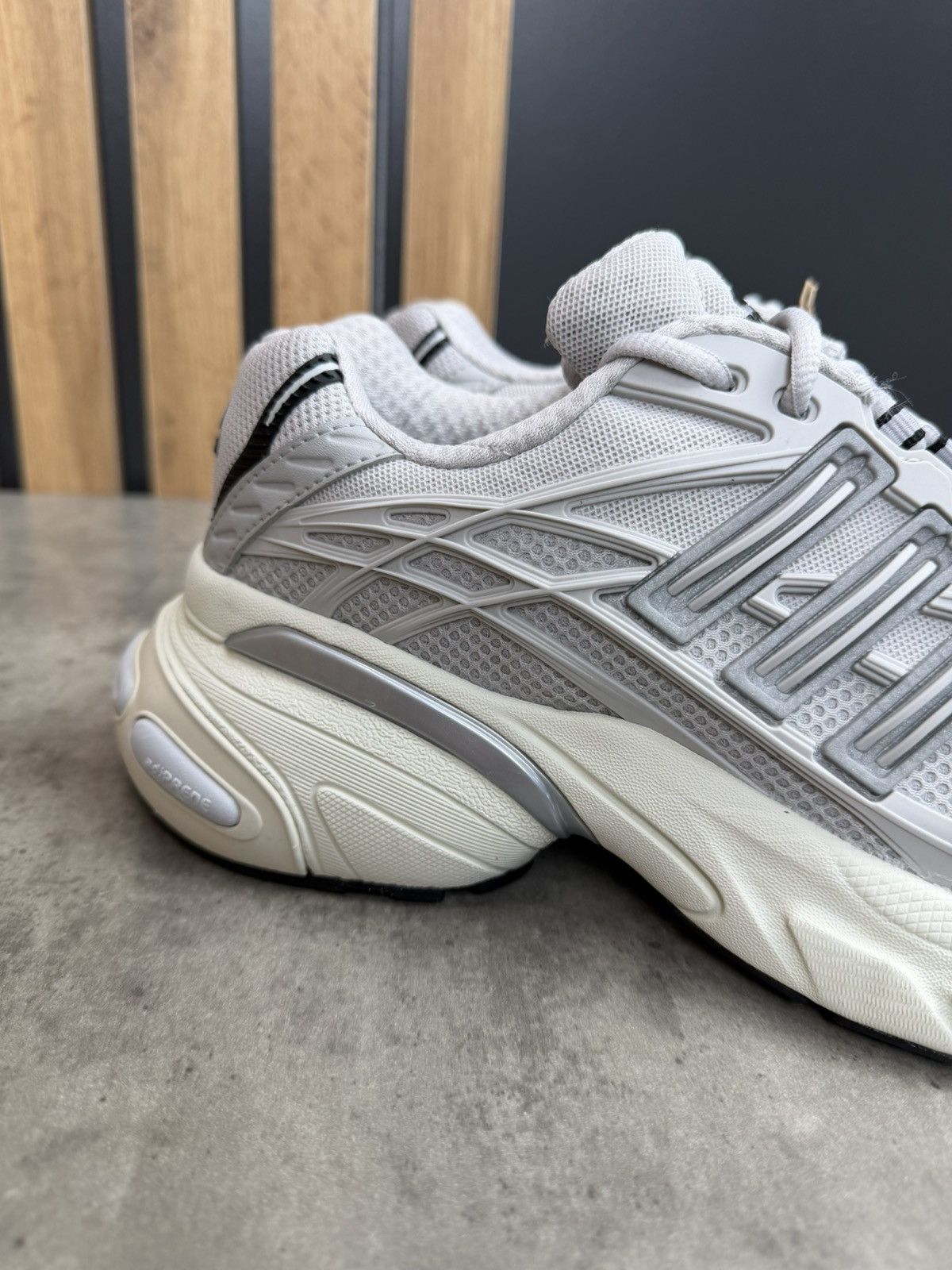 Adidas Adidas Adistar XLG 2.0 Sneakers Size US 9.5 Size US 9.5 / EU 42-43 - 6 Thumbnail