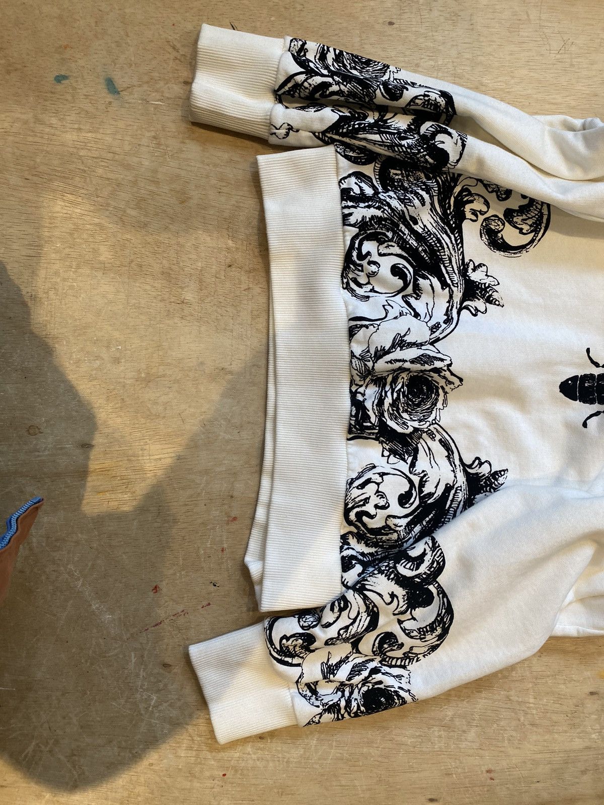 Dolce & Gabbana Dolce Gabbana Crown Bee Hoodie Size S Size US S / EU 44-46 / 1 - 6 Thumbnail