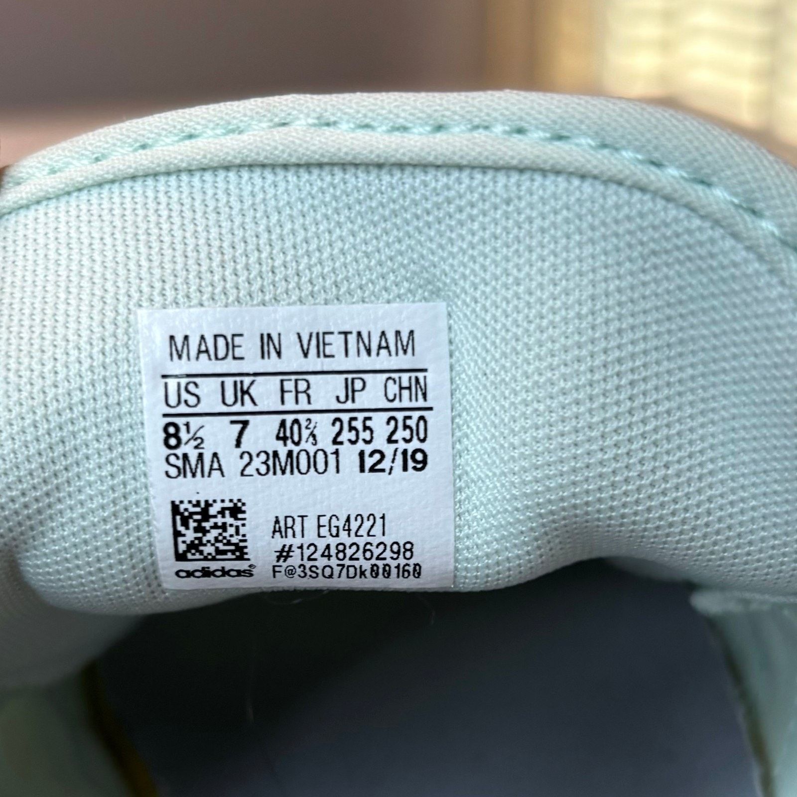 Adidas Adidas RetroRun Dash Green Sneakers Size 8.5 Shoes EG4221 Size US 8.5 / IT 38.5 - 9 Thumbnail