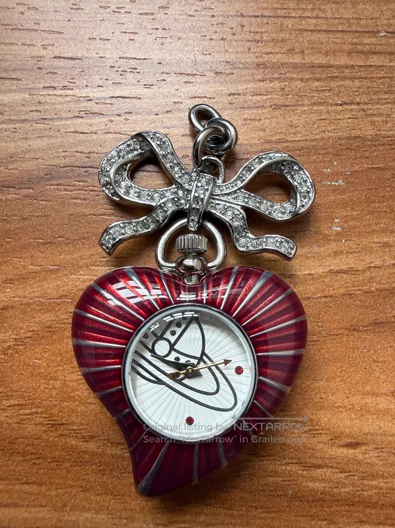 Vivienne Westwood Vivienne Westwood Christmas Heart Pin Watch Necklace Size ONE SIZE - 7 Thumbnail