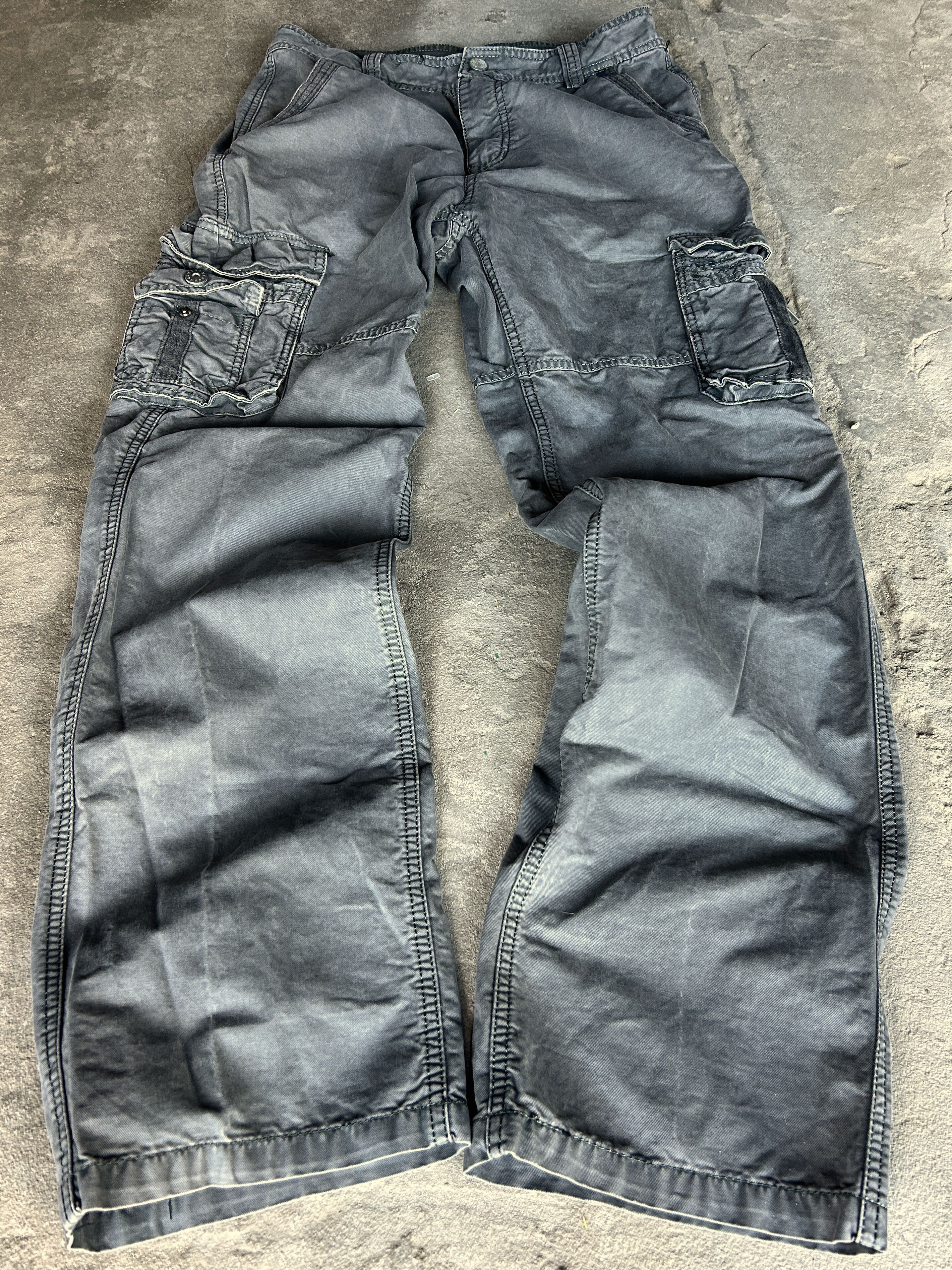 Vintage Washed Black Cargo Pants Distressed Utility Y2K Style Size US 32 / EU 48 - 1 Thumbnail