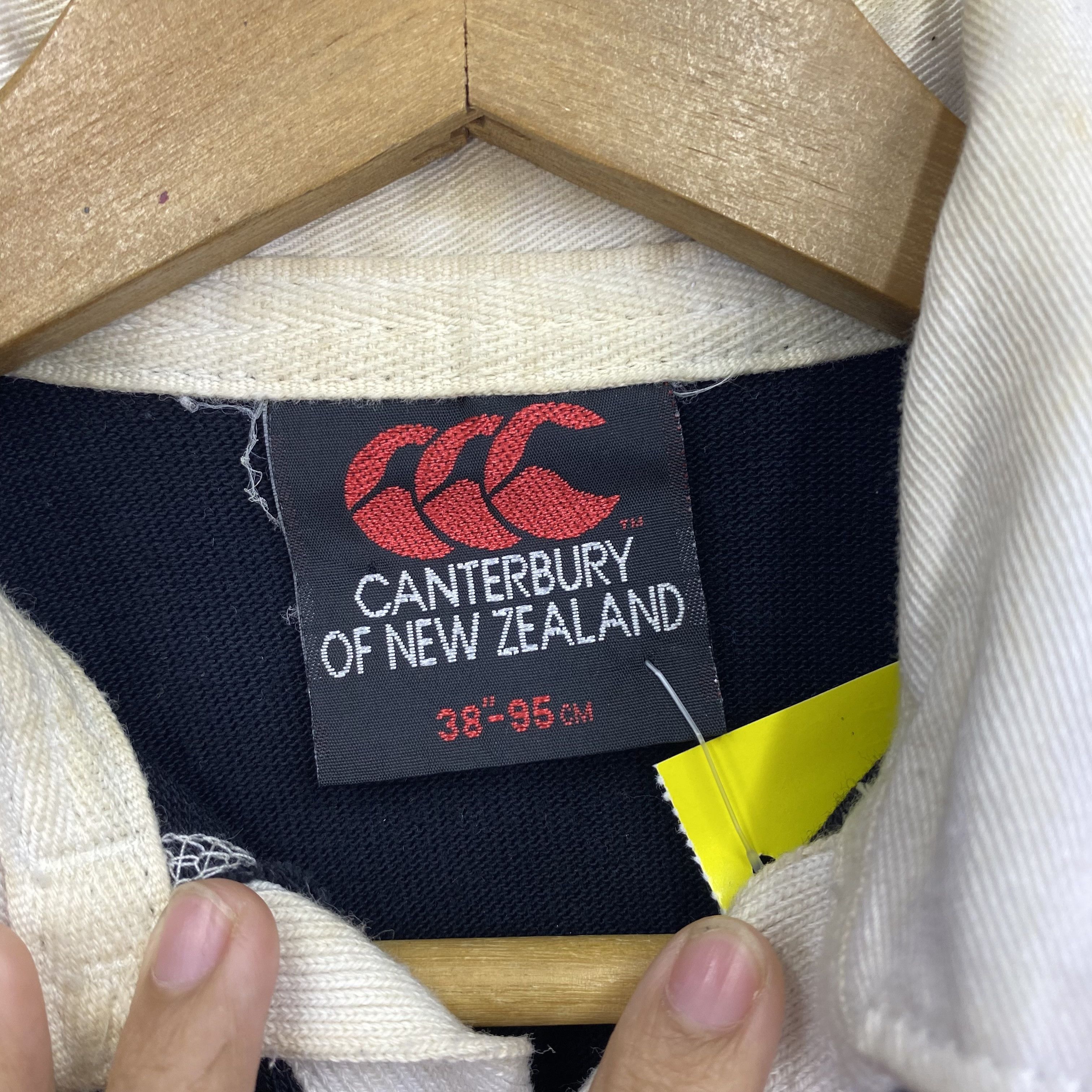 Canterbury of New Zealand Vintage Canterbury New Zealand Rugby Team All Blacks T-Shirt Size US M / EU 48-50 / 2 - 5 Thumbnail