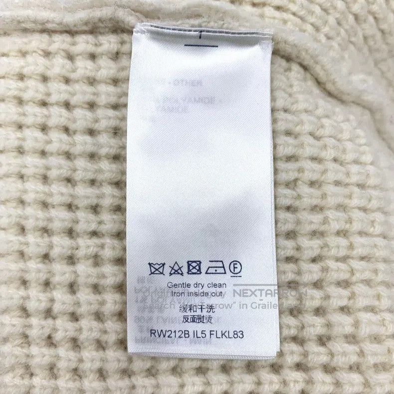 Louis Vuitton Louis Vuitton Crewneck Long-Sleeve Knit Sweater in Beige N Size US XS / EU 42 / 0 - 7 Thumbnail