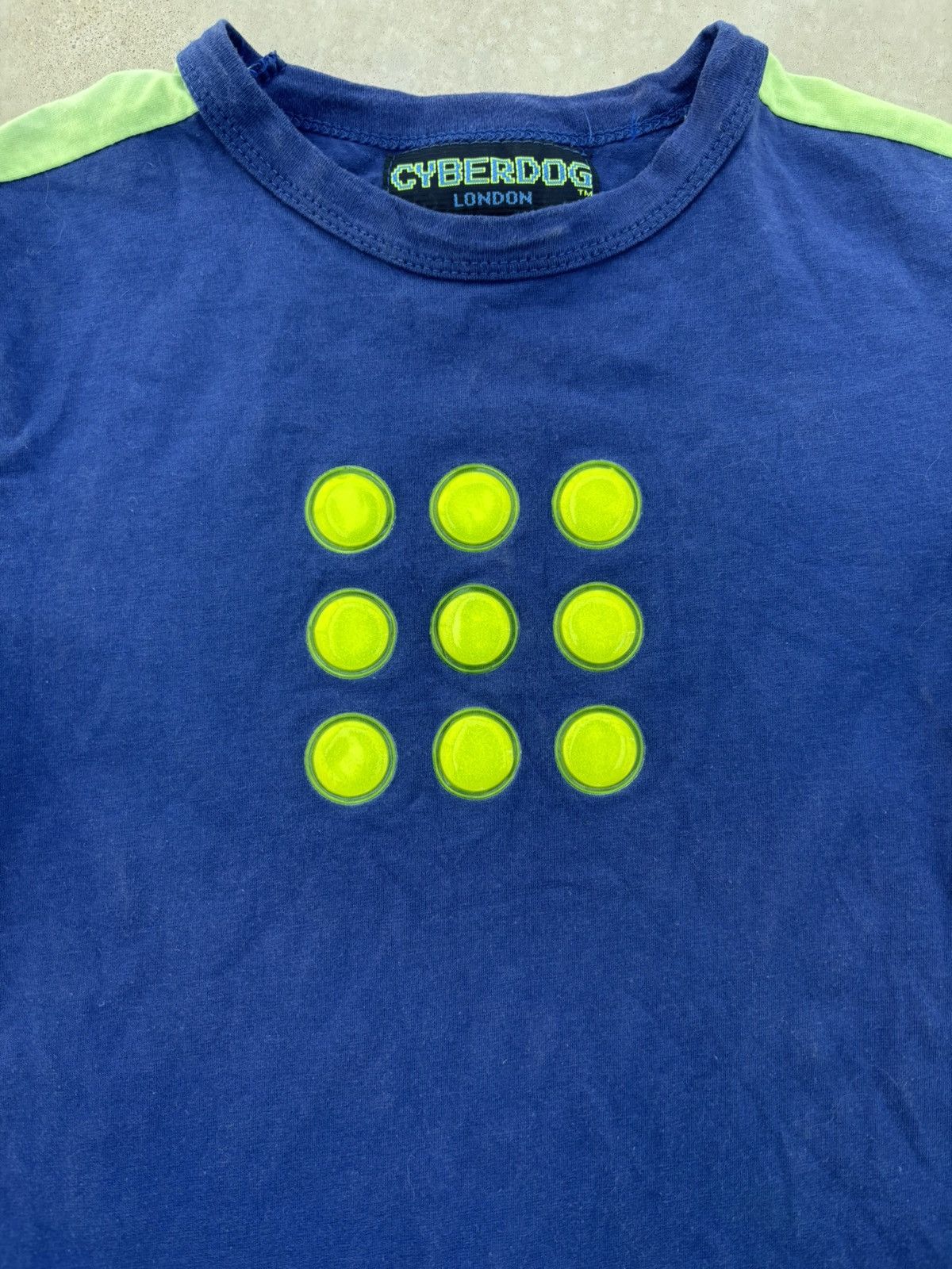 Craig Morrison Vintage cyberdog neon reflective t-shirt Size US XS / EU 42 / 0 - 3 Thumbnail