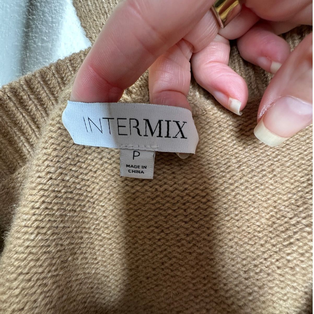 INTERMIX Intermix Beige Rumi Cold Shoulder V-Neck Button Cardigan P Size S / US 4 / IT 40 - 8 Thumbnail