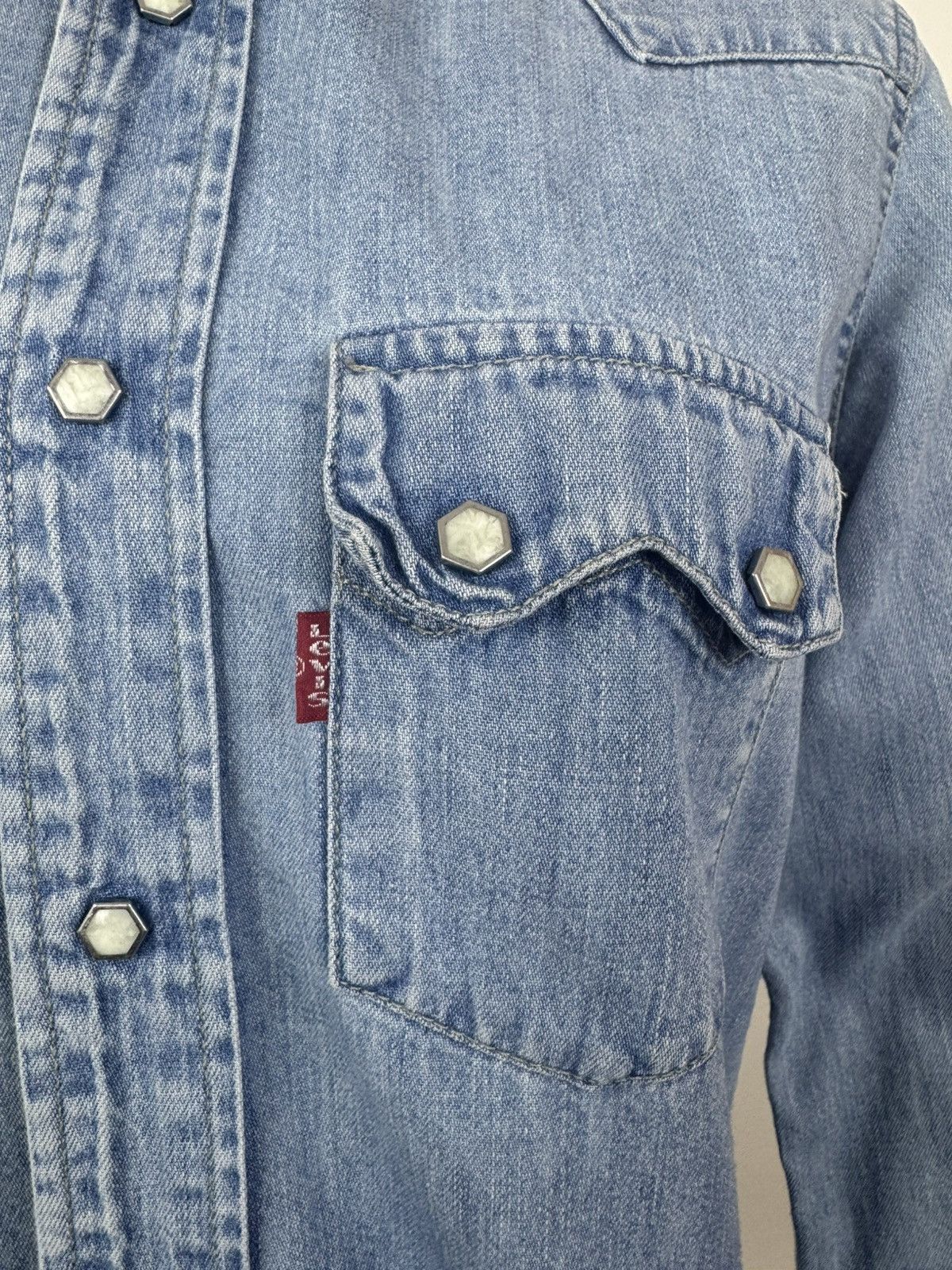 Levi's Levis Denim Shirt Western Vintage Button Up Womens Size S Size S / US 4 / IT 40 - 7 Thumbnail