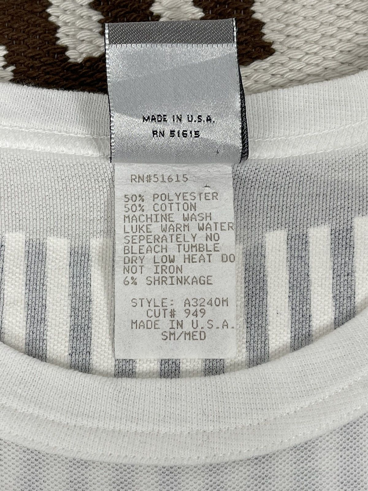 Vintage 90s VINTAGE FLAGS Tee Size US L / EU 52-54 / 3 - 11 Thumbnail