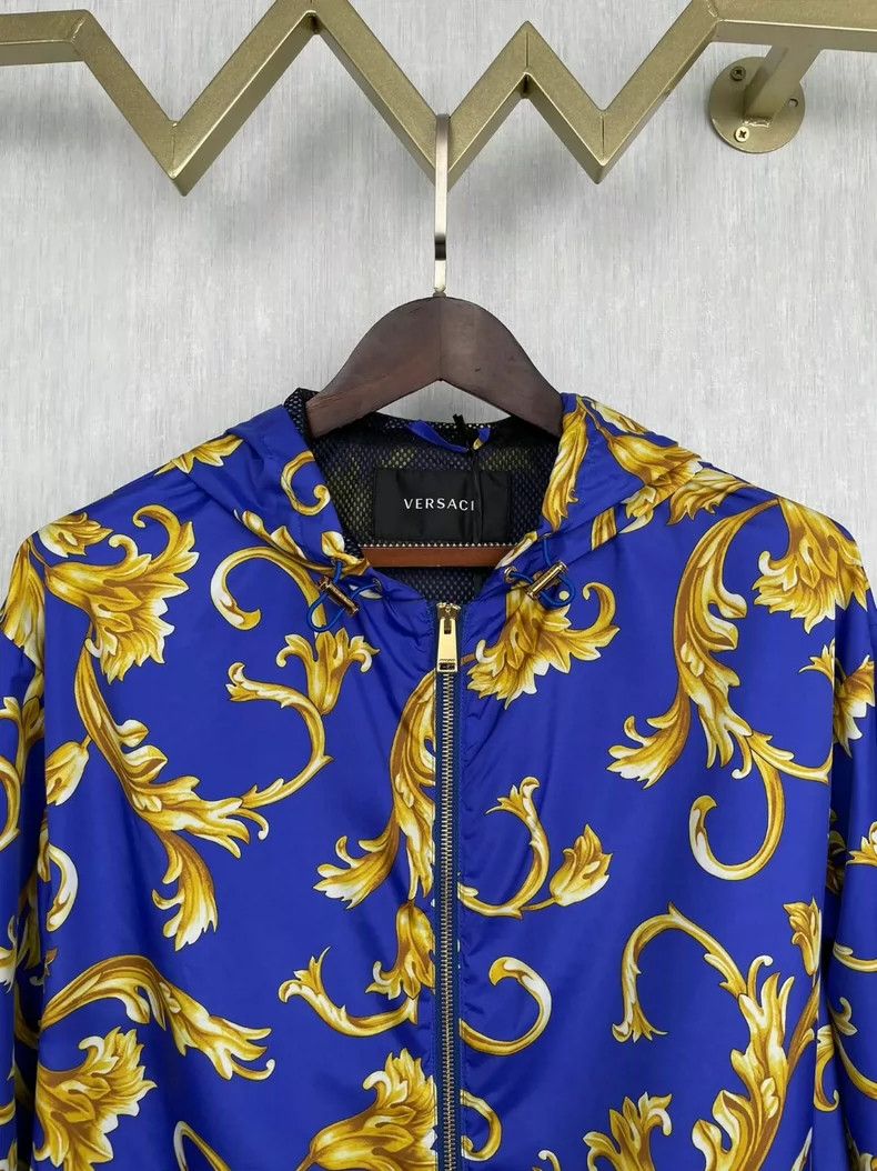 Versace Versace Men's hooded jacket Size US L / EU 52-54 / 3 - 4 Thumbnail