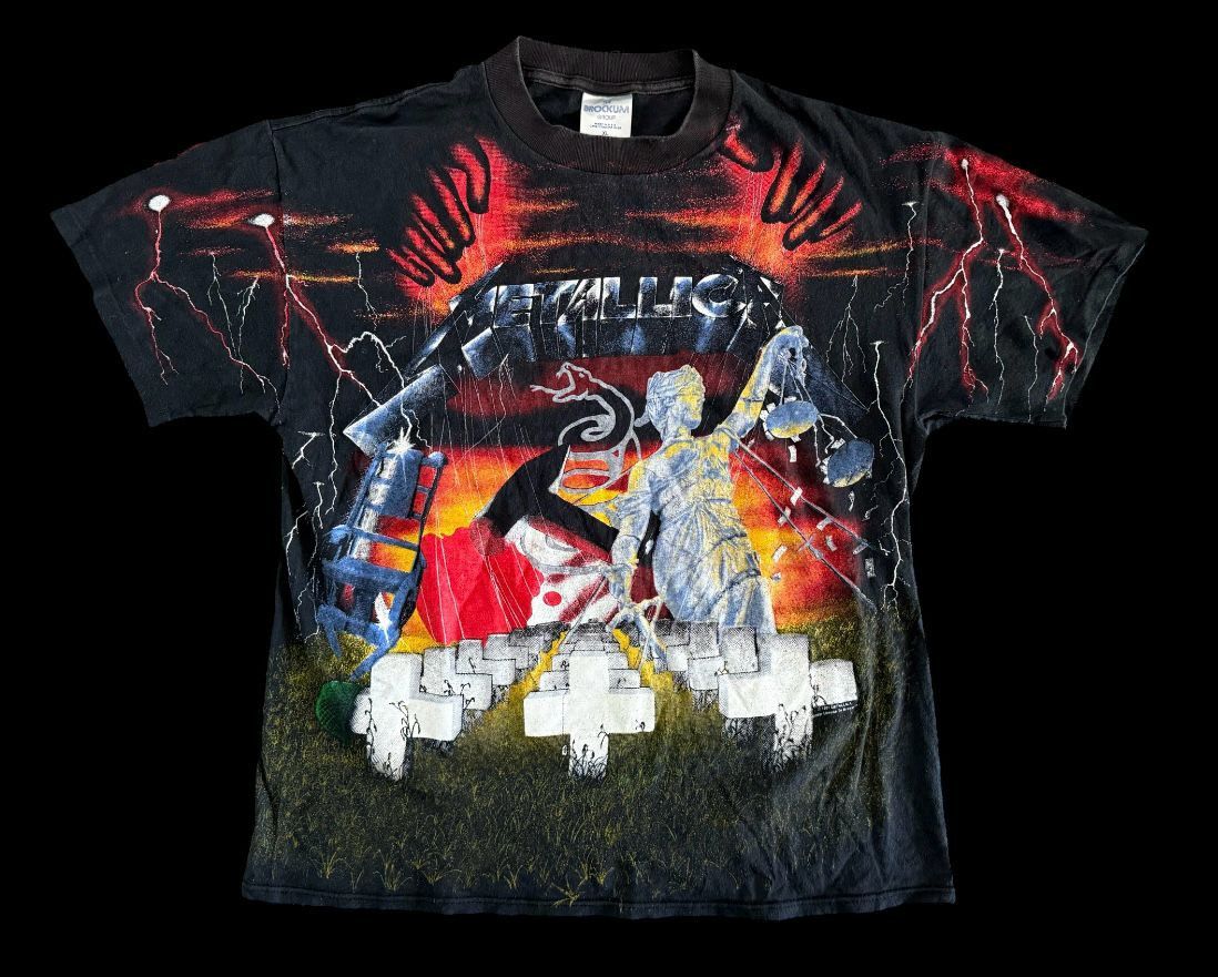 Vintage Metallica AOP Master of Puppets T-Shirt Size US XL / EU 56 / 4 - 1 Thumbnail