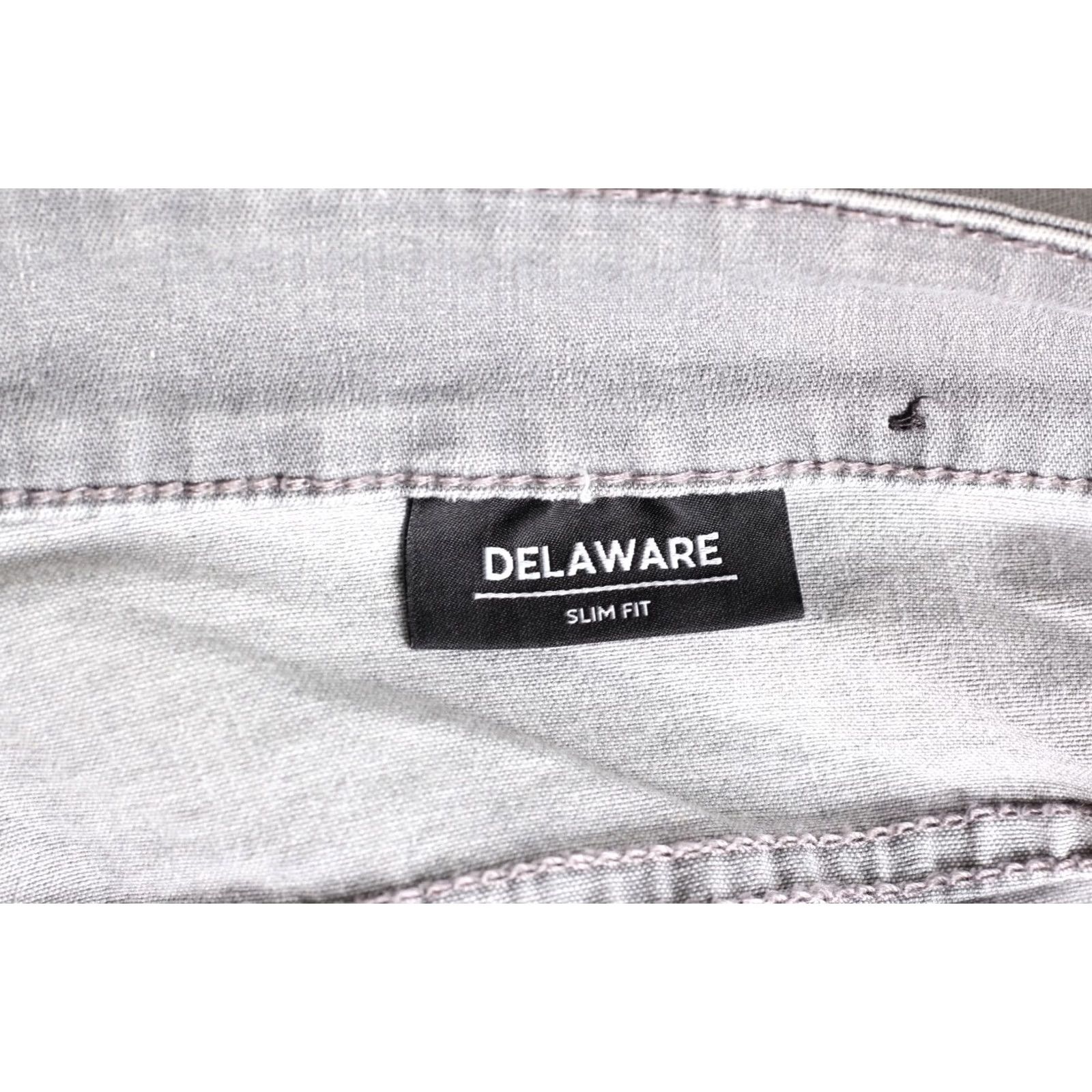 Hugo Boss HUGO BOSS Delaware Slim Fit Stretch Jeans Men Waist 35 Light Denim Grey Slim Pockets 5-Pocket Design 34 Inseam Mids Rise Cotton Elastane Jeans Men Size US 35 - 7 Thumbnail