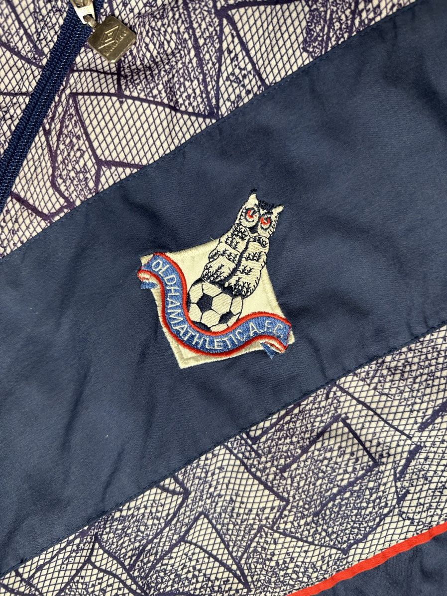 Umbro × Vintage Vintage Umbro pro training Oldhamathletic AFC soccer jacket Size US XS / EU 42 / 0 - 3 Thumbnail