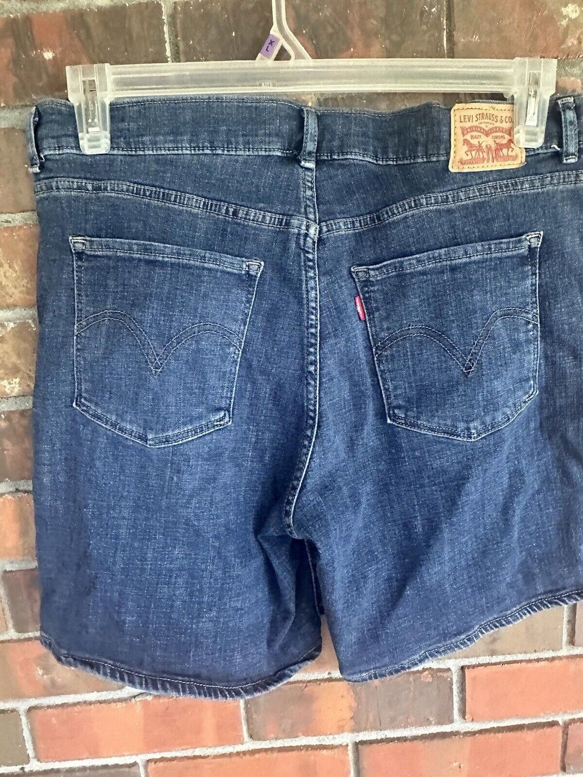 Levi's Levi's Women's Denim Shorts -- Size 30" / US 8 / IT 44 - 7 Thumbnail