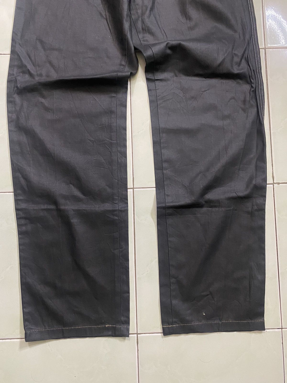 Japanese Brand Waxed Coated Yohji Yamamoto Pants Size US 30 / EU 46 - 4 Thumbnail