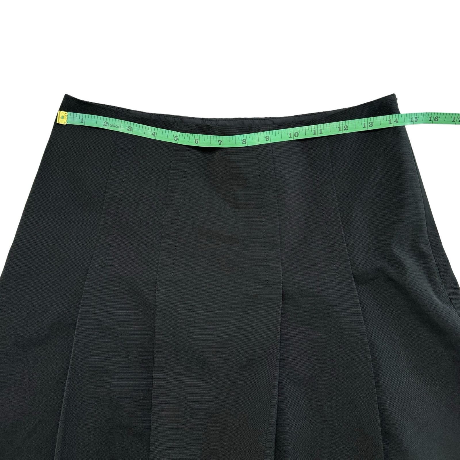 Max Mara S MAX MARA Pleated Black Wool Knee Length Skirt US 8 *READ* Size 30" / US 8 / IT 44 - 7 Thumbnail
