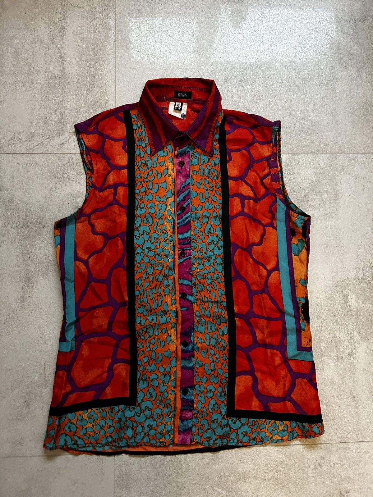 Versace Versace sleeveless Floral sex Silk Button Down Shirt Size US L / EU 52-54 / 3 - 1 Thumbnail