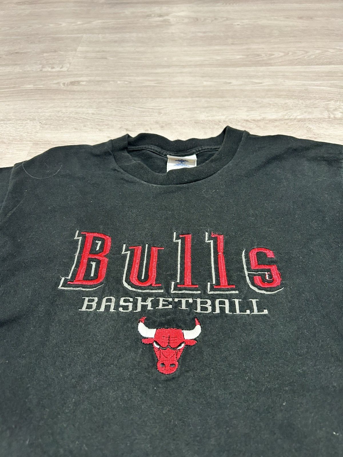 NBA Vintage Chicago Bulls T-shirt 90’s made in USA size M Size US M / EU 48-50 / 2 - 3 Thumbnail