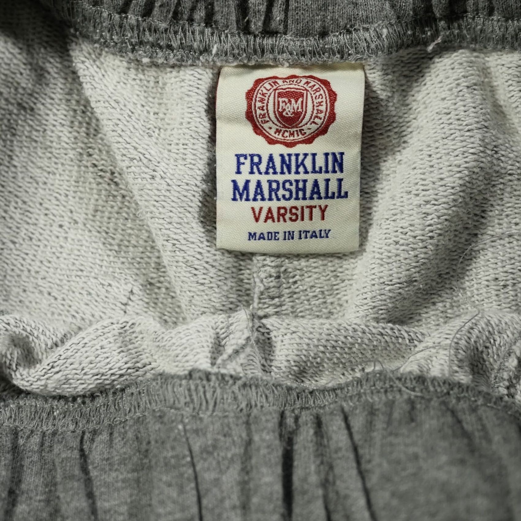 American Eagle Outfitters VINTAGE Franklin Marshall Varsity Shorts Mens Small Gray Fleece Sweat Crest Italy Made Size US 29 - 6 Thumbnail