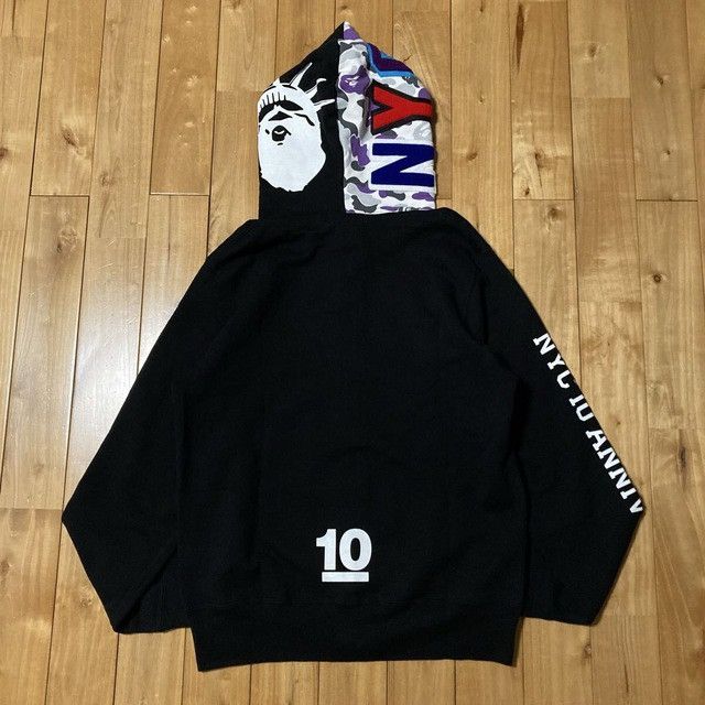 Bape 2015 BAPE CAMO NYC Shark Full Zip Hoodie a bathing ape Size US M / EU 48-50 / 2 - 3 Thumbnail