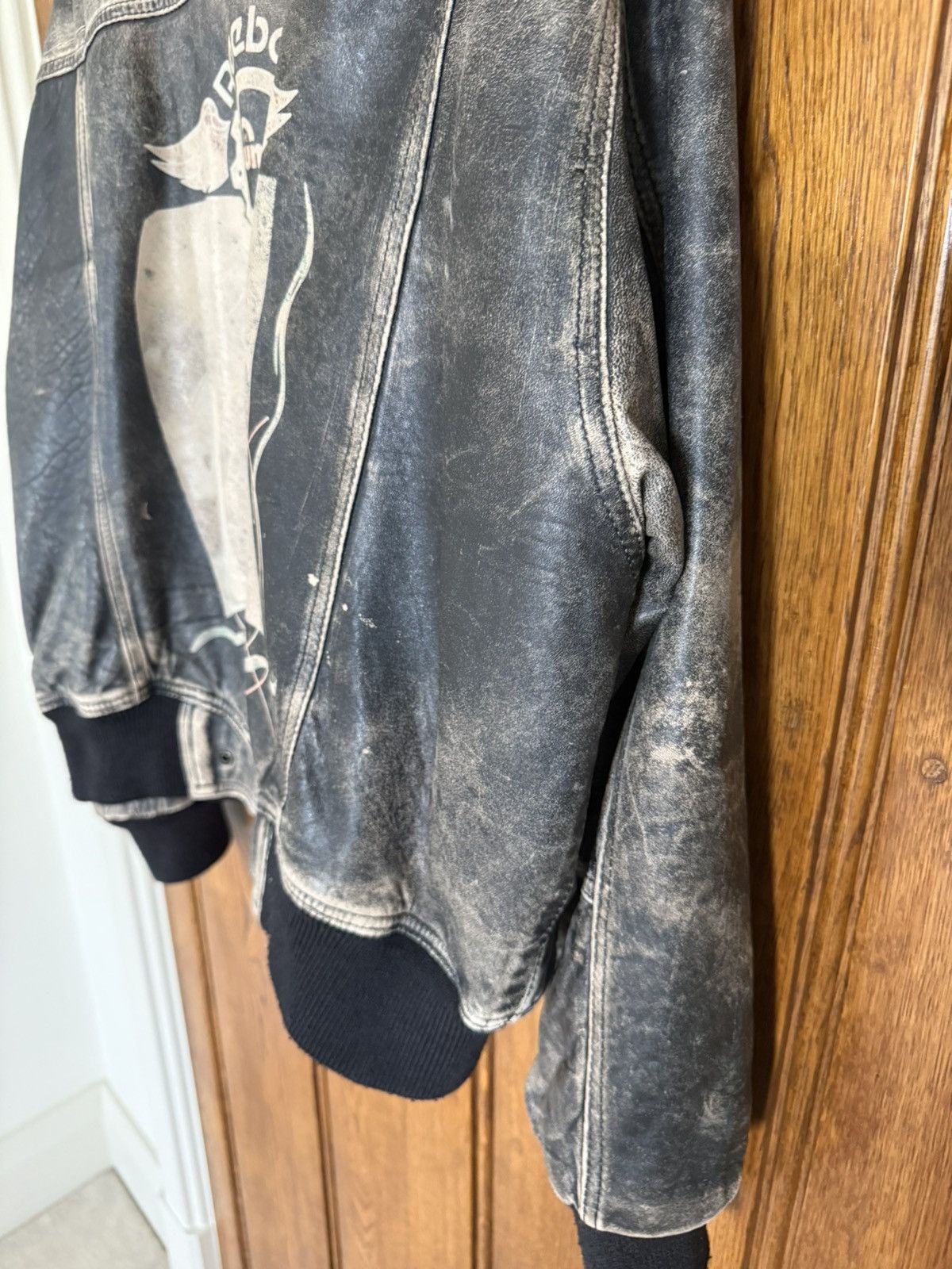 Reebok Reebok pump vintage 90’s rare leather bomber jacket logo L Size US L / EU 52-54 / 3 - 21 Thumbnail