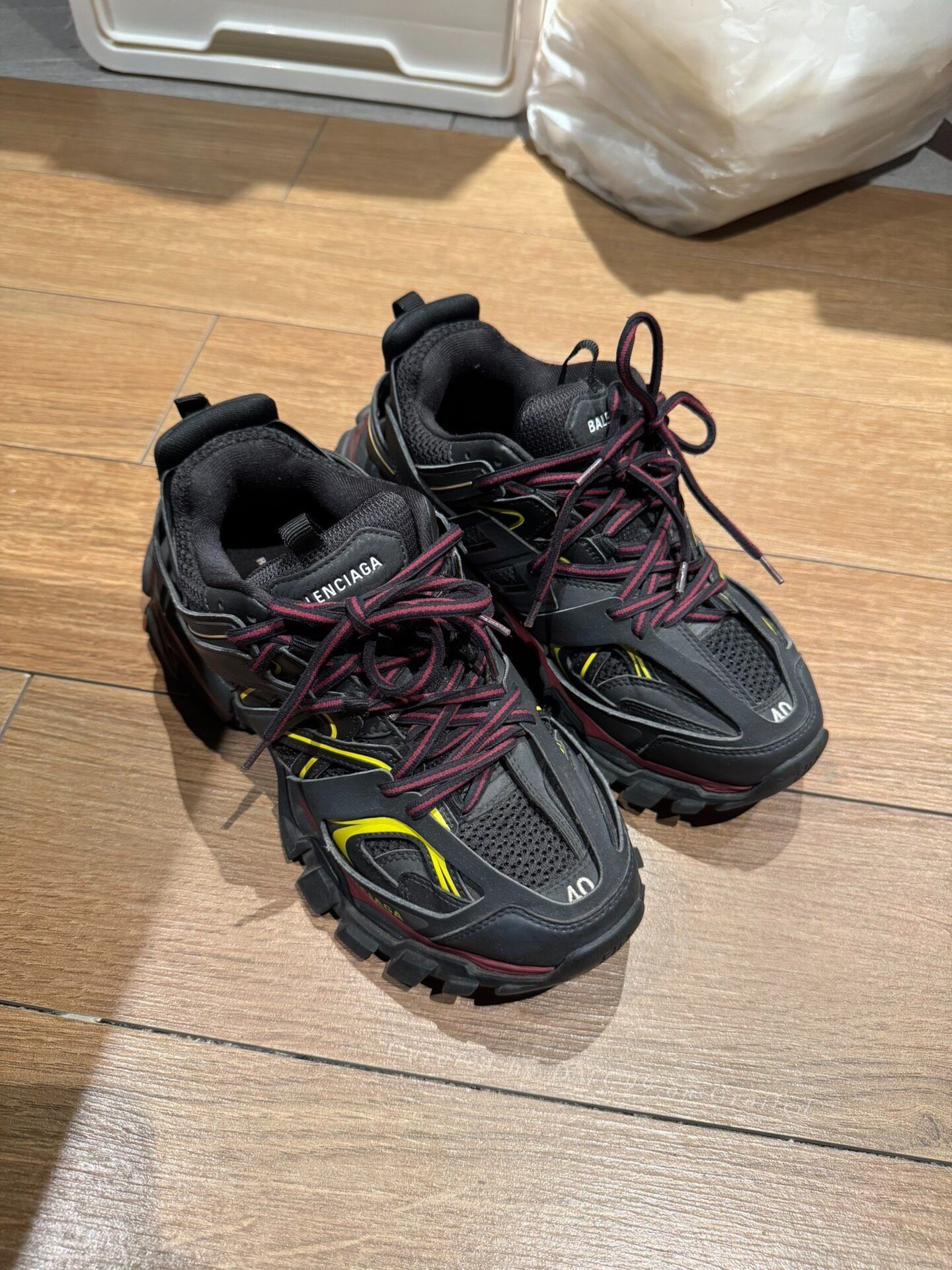 Balenciaga Balenciaga Track 1.0 Black Yellow Size US 7 / EU 40 - 1 Thumbnail
