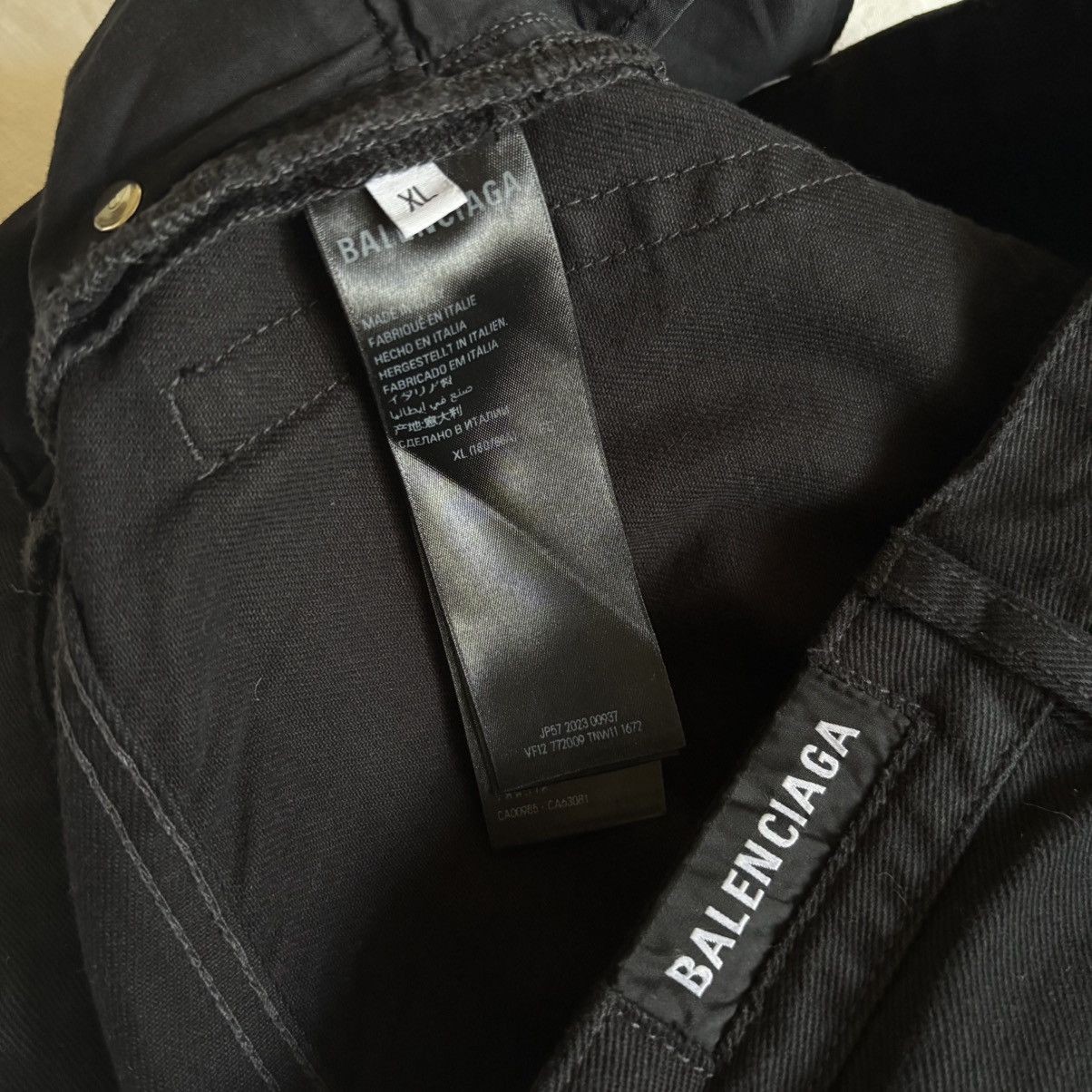 Balenciaga Balenciaga Black Wide Leg Flared Jeans Size XL Size US 31 - 4 Thumbnail