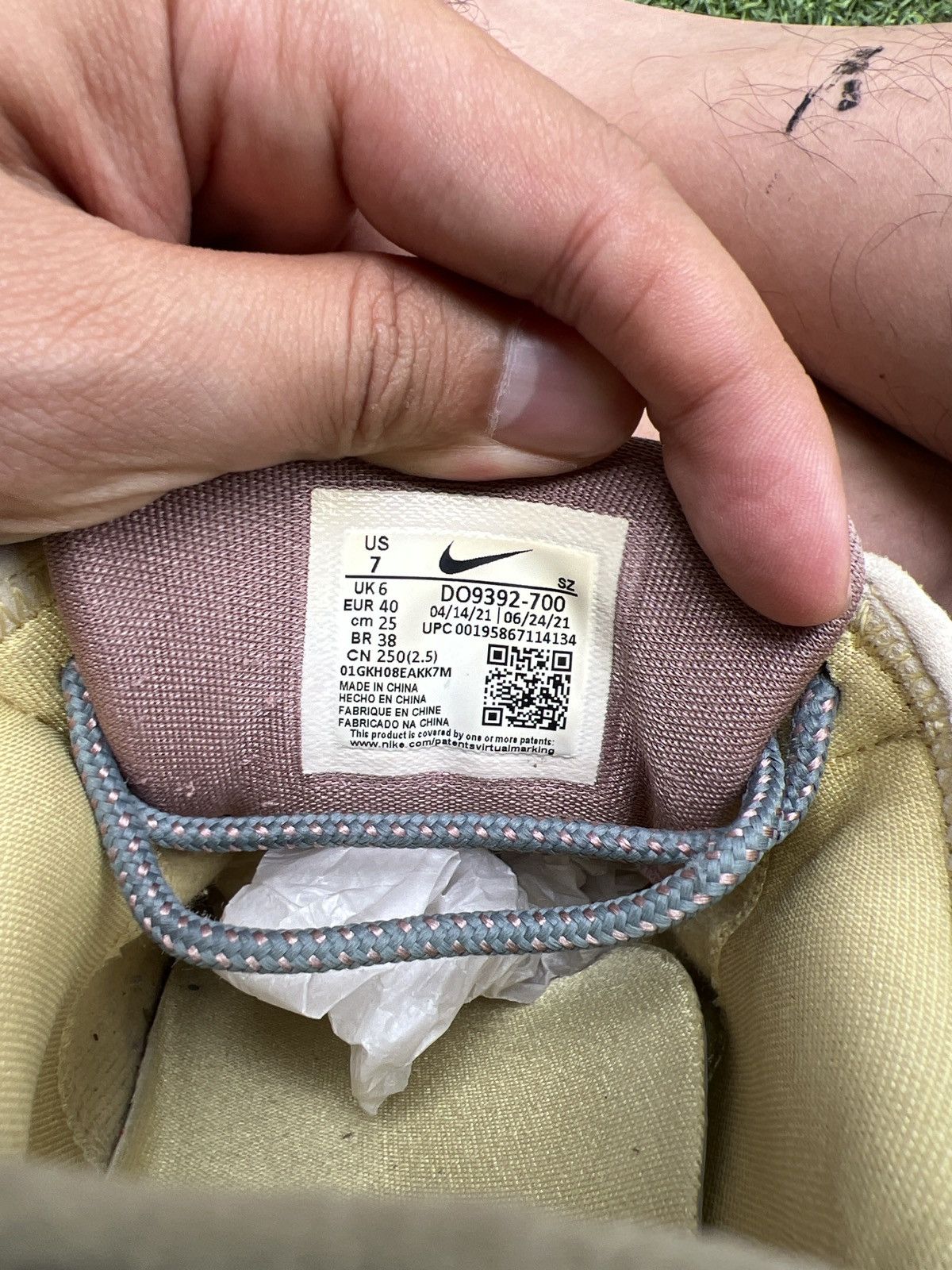 Nike × Travis Scott Travis Scott × Nike Air Max 1 Saturn Gold [DO9392-700] Size US 7 / EU 40 - 7 Thumbnail