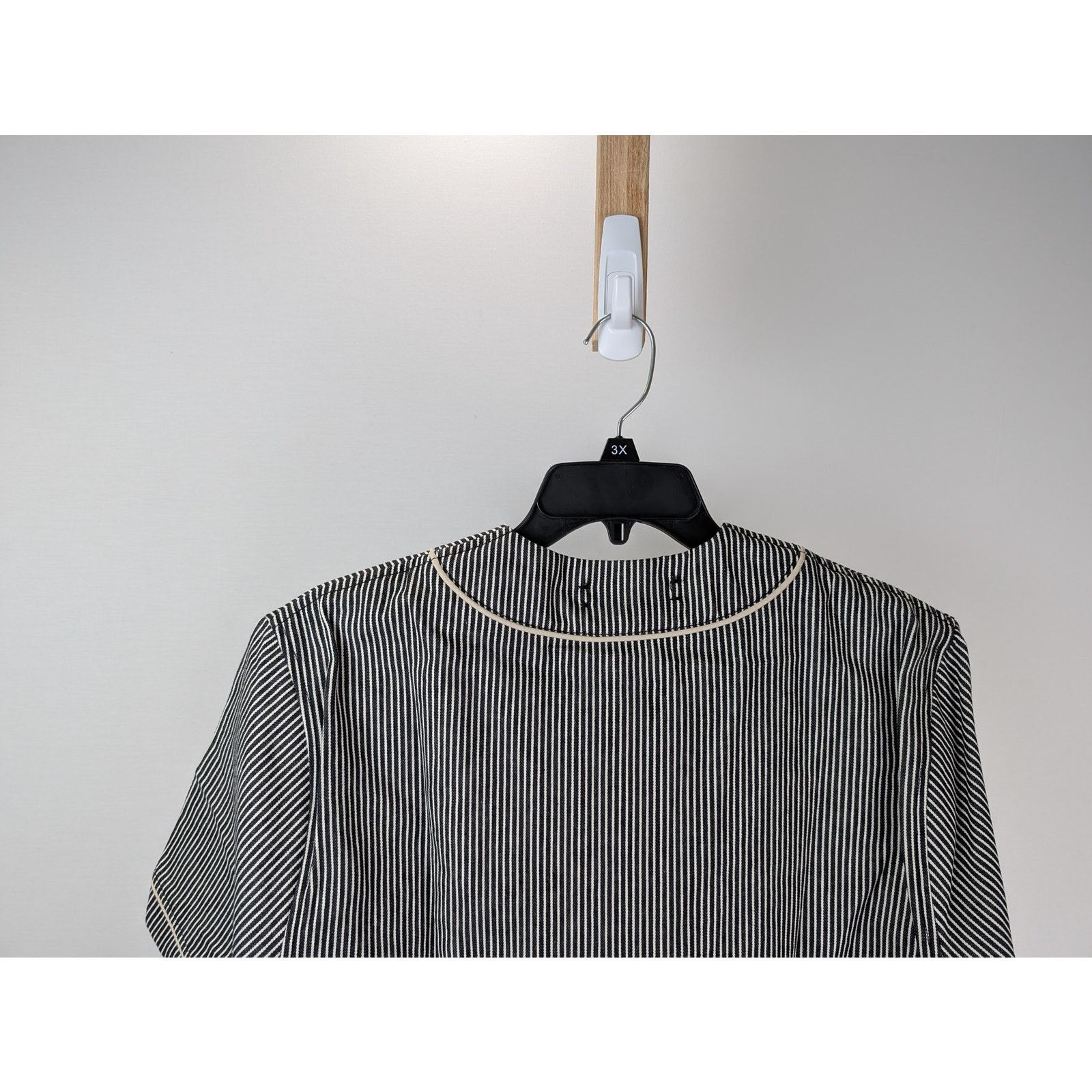 Amiri o1rshd1 Striped Denim Logo Shirt in Black/White Size US M / EU 48-50 / 2 - 9 Thumbnail