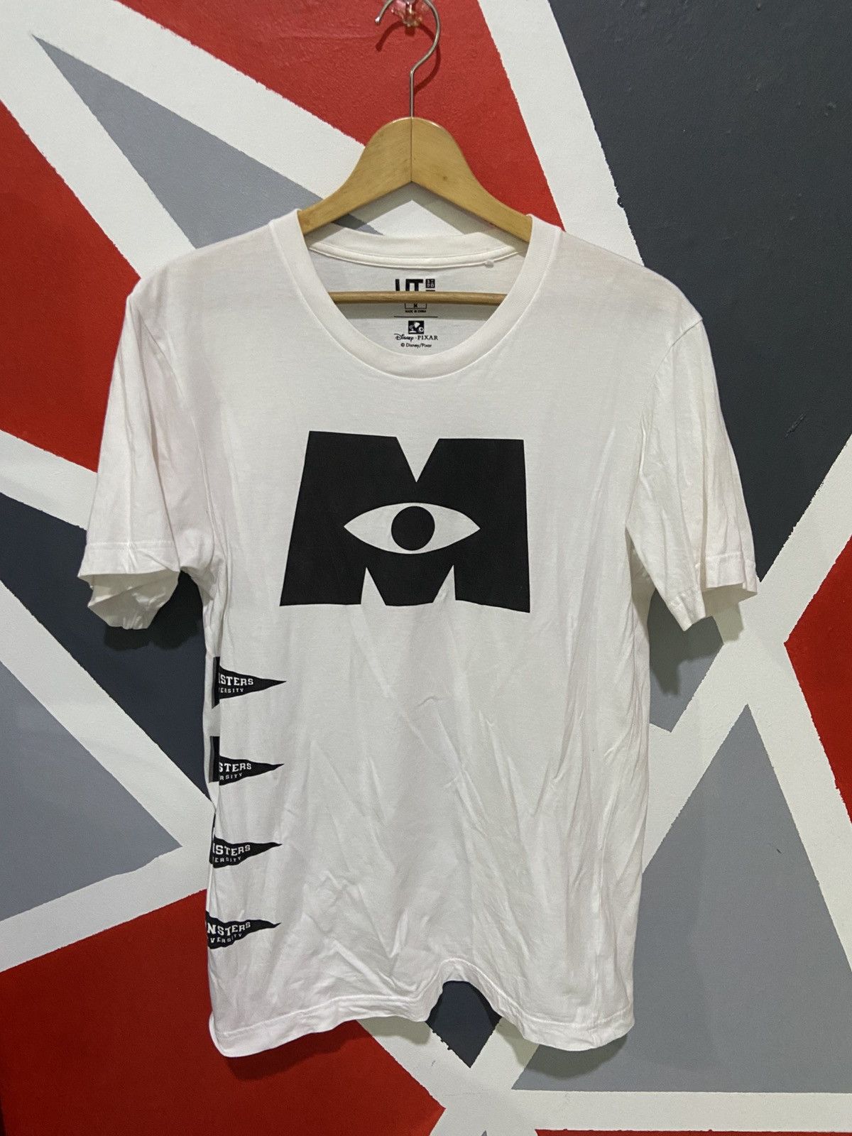 Uniqlo Monster University Size US M / EU 48-50 / 2 - 1 Thumbnail