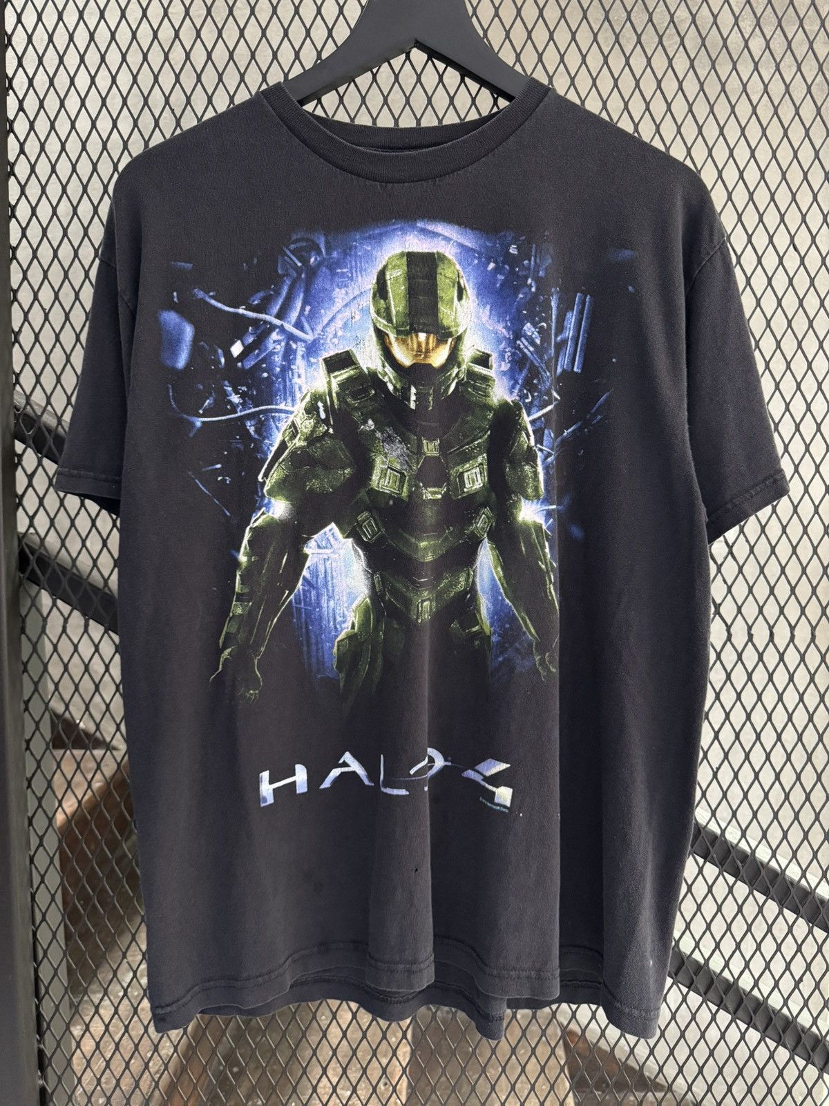 Vintage 2012 Halo 4 Promo Tee Size US L / EU 52-54 / 3 - 1 Thumbnail
