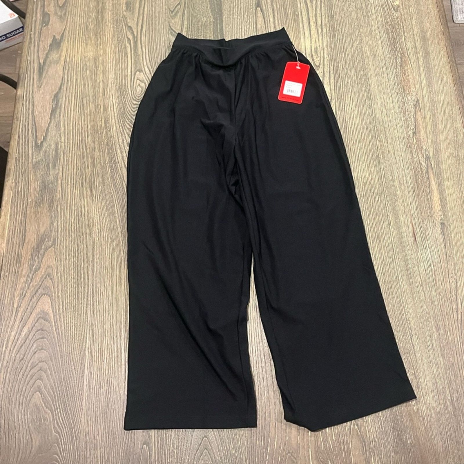 Spanx NWT Spanx Bod-A-Bing! Crop Pants Slimming Liner Black Size M Size 30" / US 8 / IT 44 - 1 Thumbnail