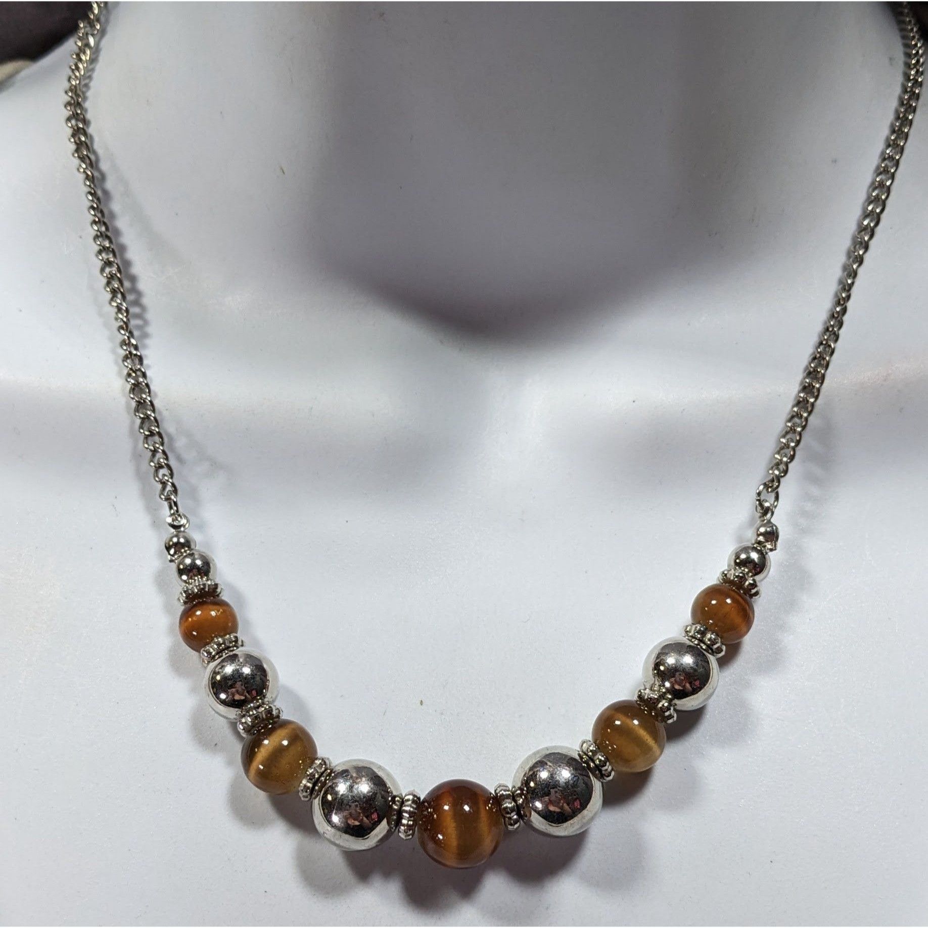 Other Casual Brown Cat Eye And Silver Tone Beaded Necklace Size ONE SIZE - 4 Thumbnail