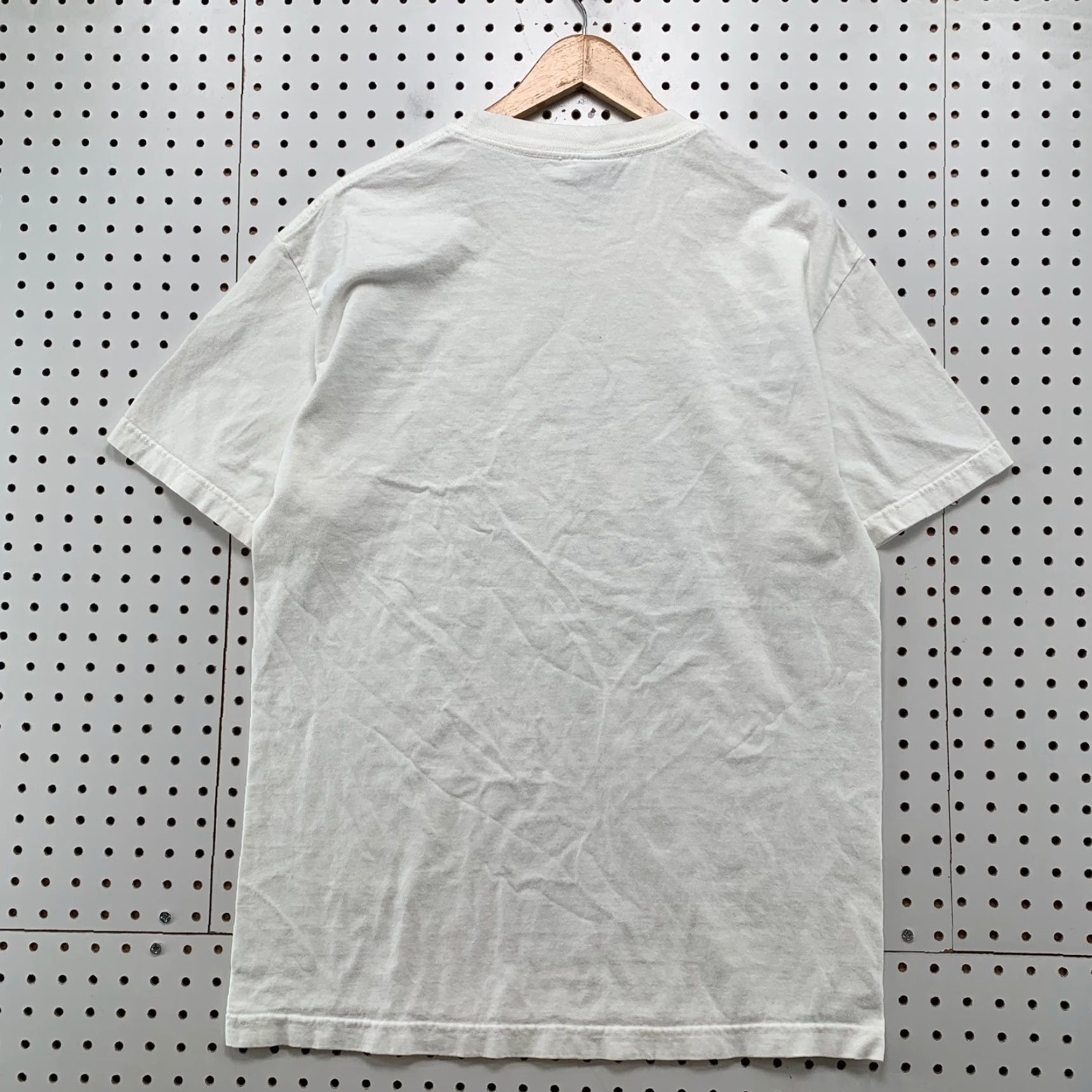 Tapout VINTAGE Tap Out Skull Shirt Mens Large White Y2K MMA Affliction Made USA Size US L / EU 52-54 / 3 - 2 Thumbnail