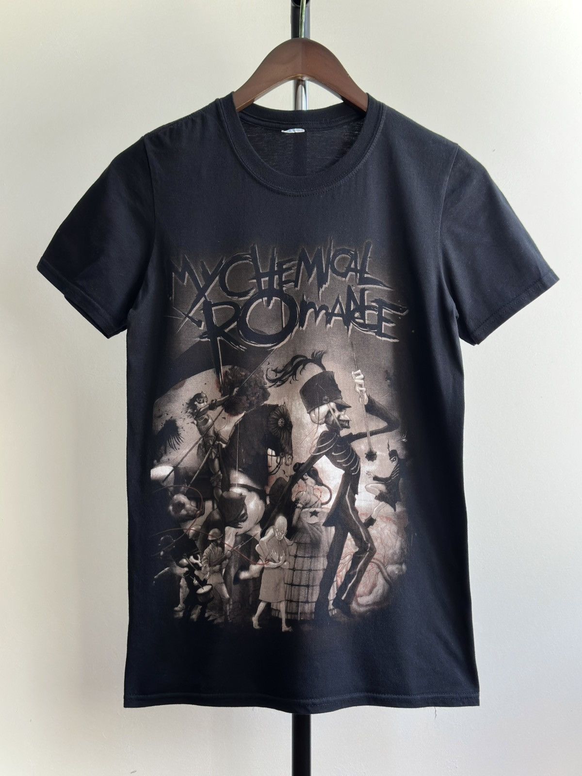 Band Tees × My Chemical Romance × Vintage VINTAGE Y2K MY CHEMICAL ROMANCE BAND TEE Size US XS / EU 42 / 0 - 1 Thumbnail