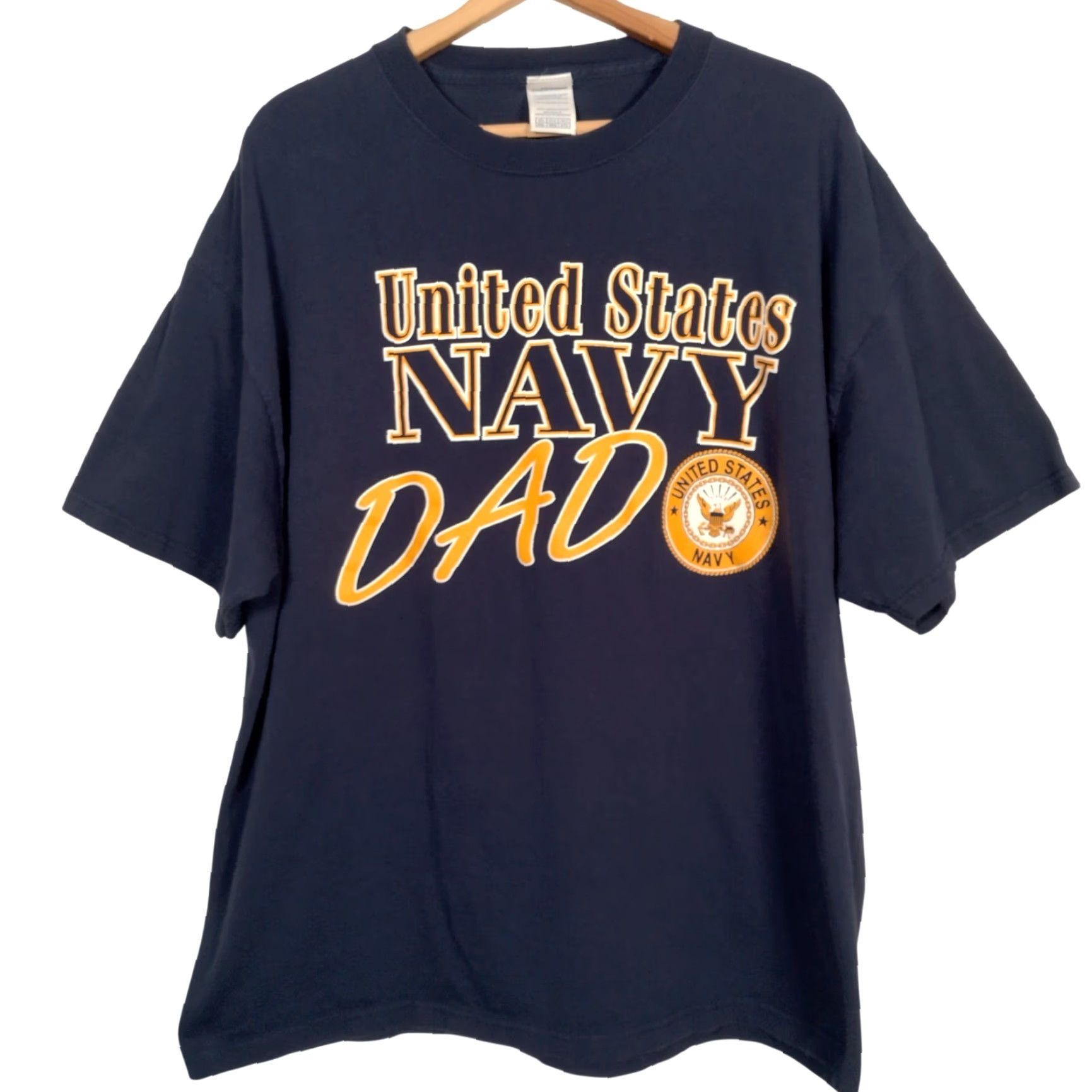 Soffe VINTAGE United States Navy Dad Shirt 2XL Blue Gold USA Military Pride American Patriot Shirt Mens Blue 2XL Navy Dad Military Patriotic Tee Size US XXL / EU 58 / 5 - 2 Thumbnail