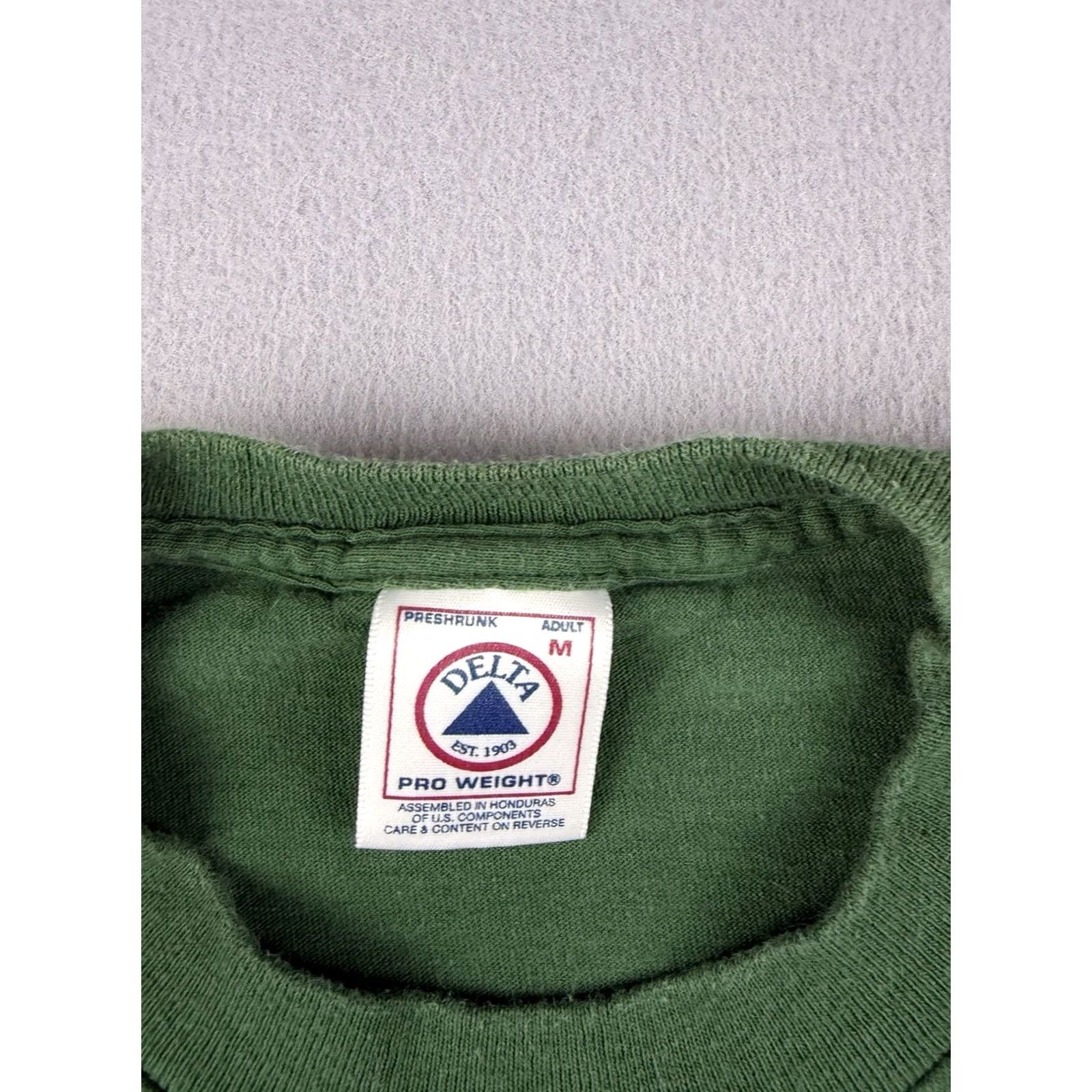 Delta VINTAGE Delta Beer Shirt Adult Medium Green Short Sleeve Crew Neck Cotton T-Shirt Men Size US M / EU 48-50 / 2 - 4 Thumbnail