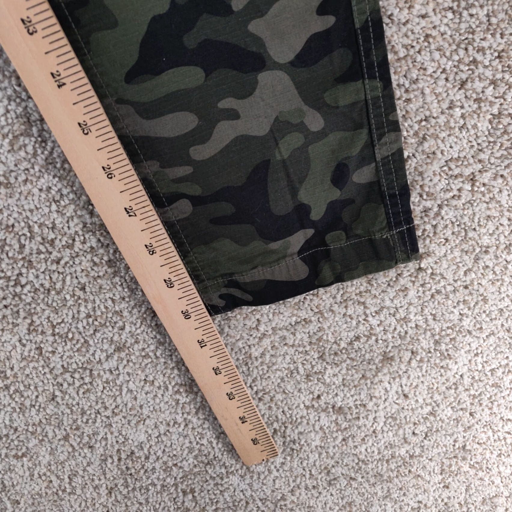 Vintage BYLT Men’s Jogger Pants Small Green Camo Athletic Stretch Casual Tapered Inseam 30 Ripstop Size US 29 - 4 Thumbnail