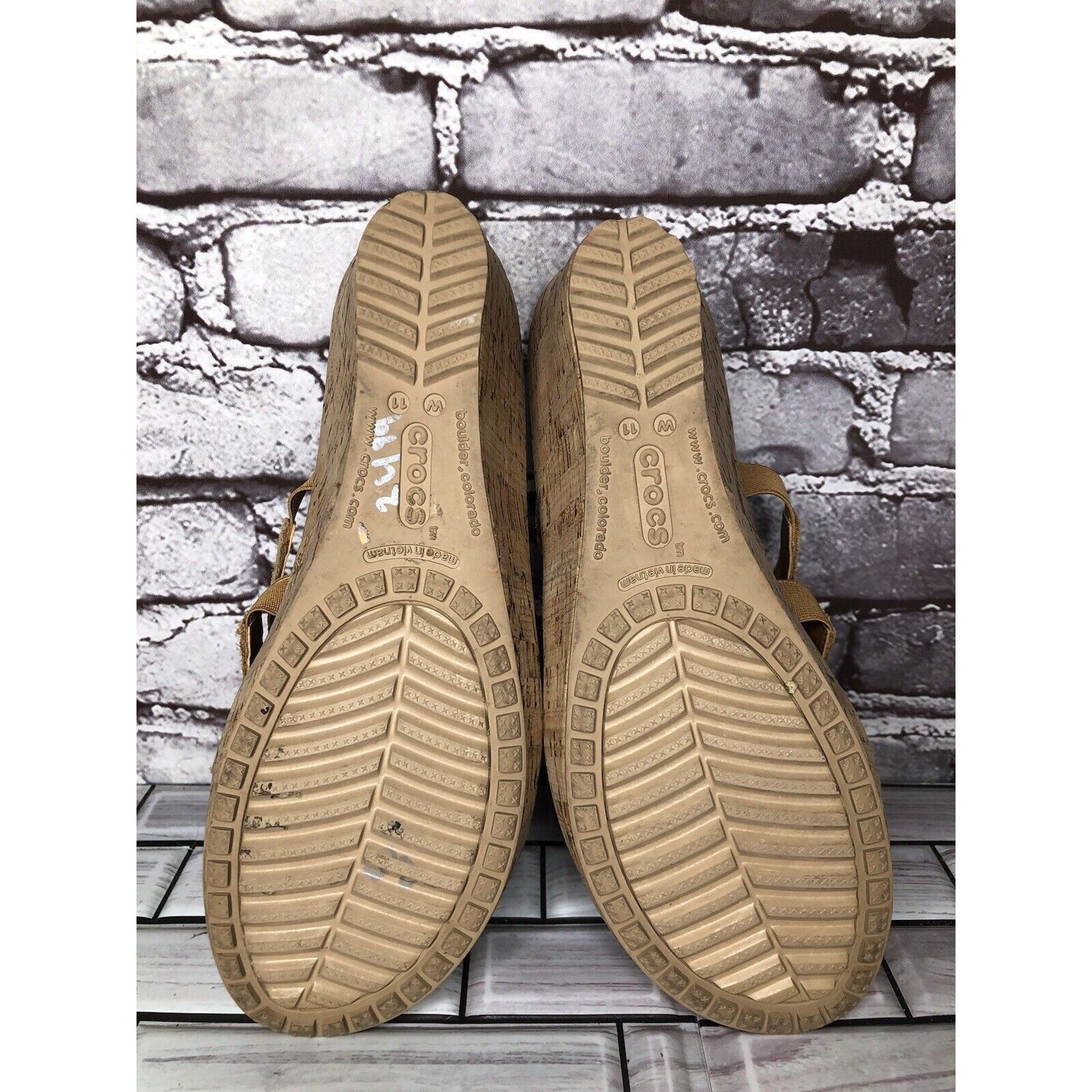 Crocs Crocs A-Leigh Gold Leather Snake Print Cork Wedge Sandals Wo Size US 11 / IT 41 - 8 Thumbnail