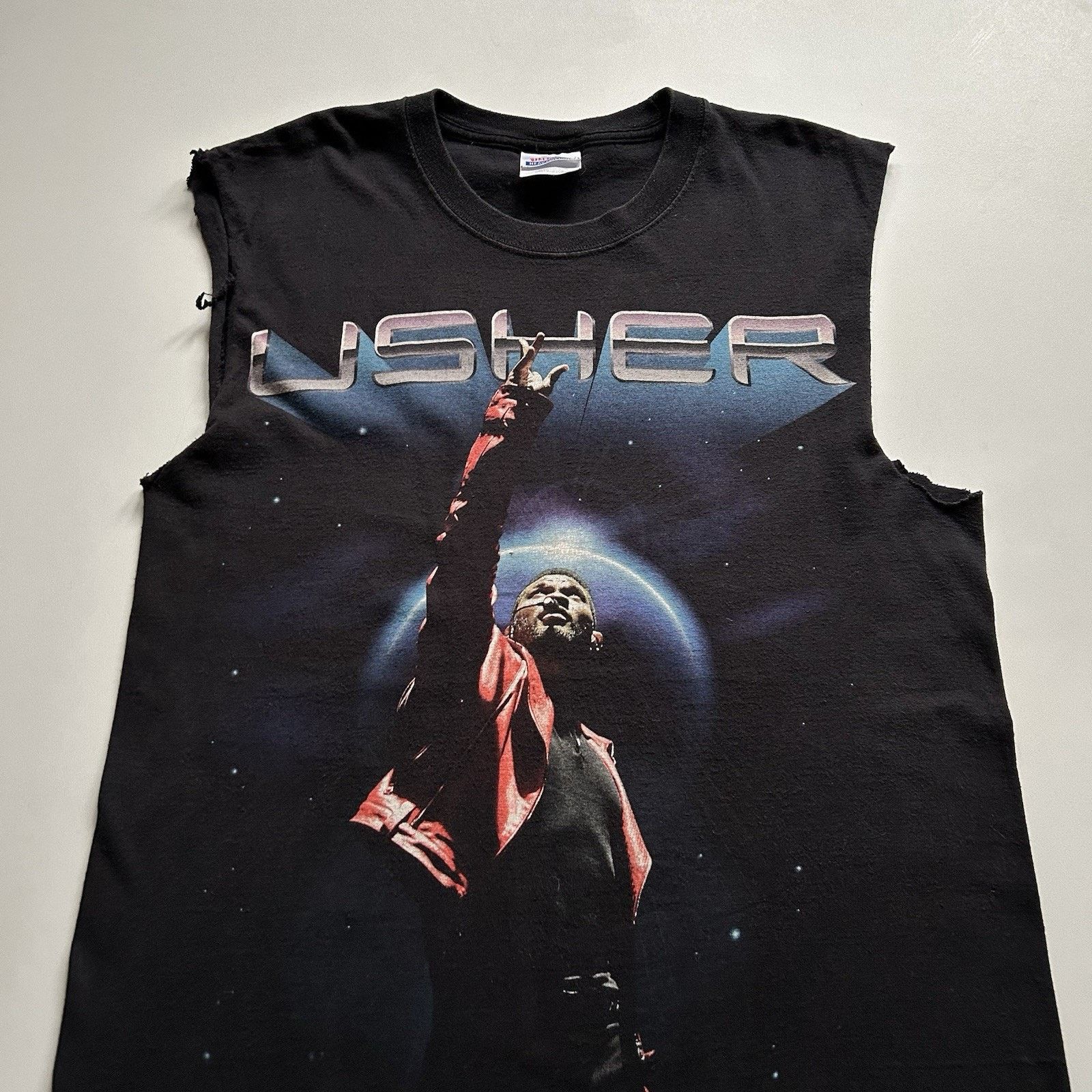 Band Tees × Hanes × Vintage 2011 Usher OMG Tour Sleeveless Shirt Medium Tank Top RnB Size US M / EU 48-50 / 2 - 2 Thumbnail