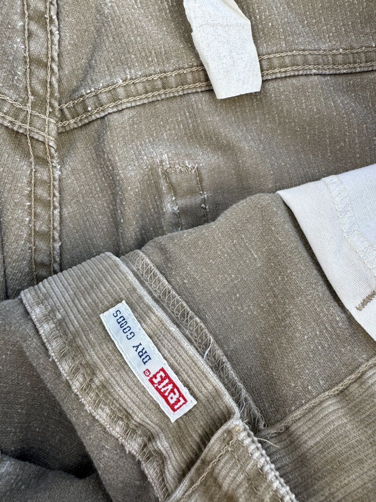 Levi's Levi's brown corduroy pants 598 Size US 38 / EU 54 - 8 Thumbnail