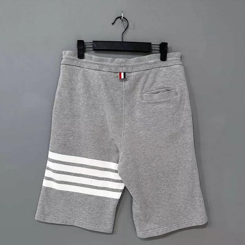 Thom Browne Thom Browne Size 2 Classic striped shorts 2506-Nextarrow Size US 29 - 3 Thumbnail