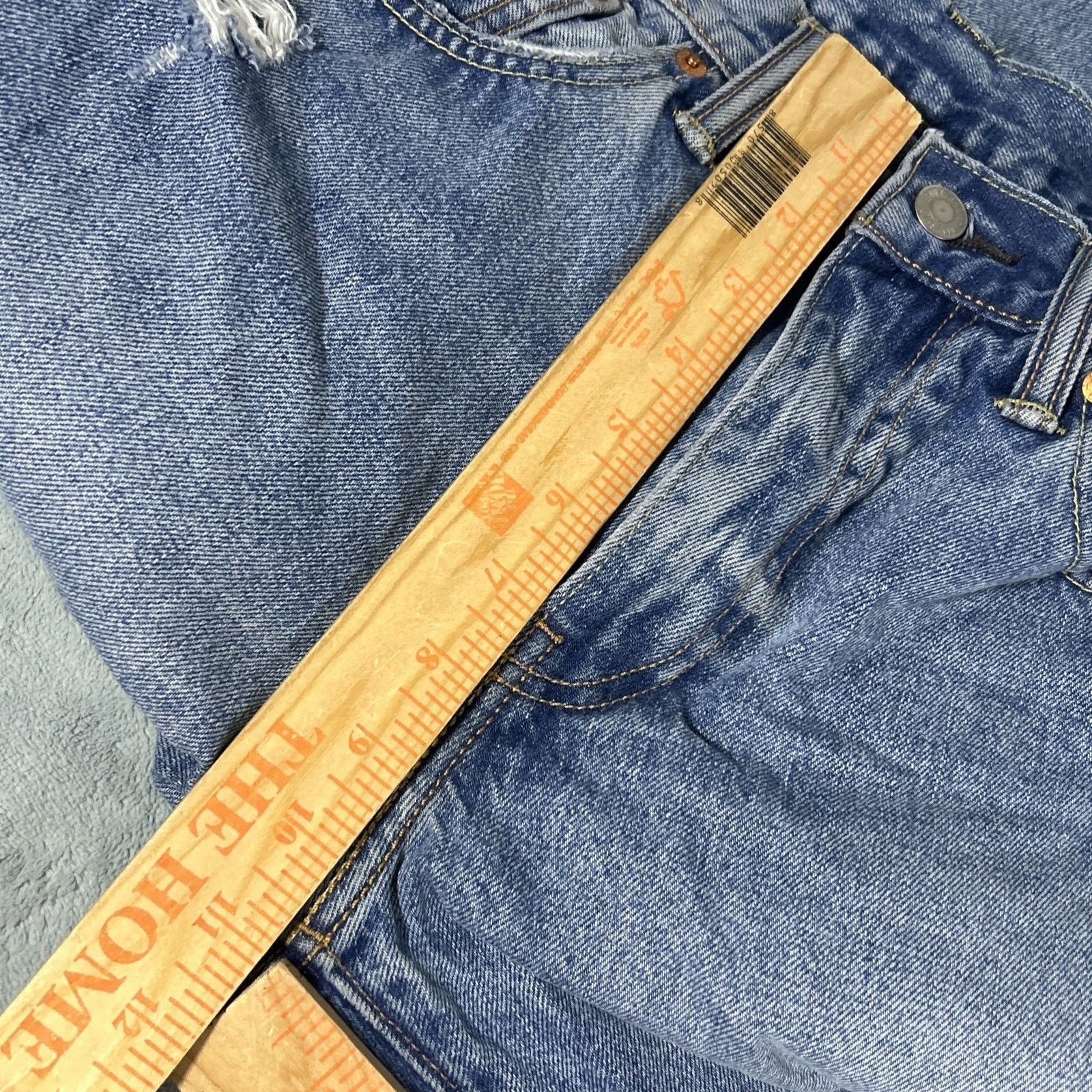 Levi's Levis Baggy Jhorts Shorts Women 34x23 Thrashed Raw Hem Capri Size 34" / US 12 / IT 48 - 11 Thumbnail