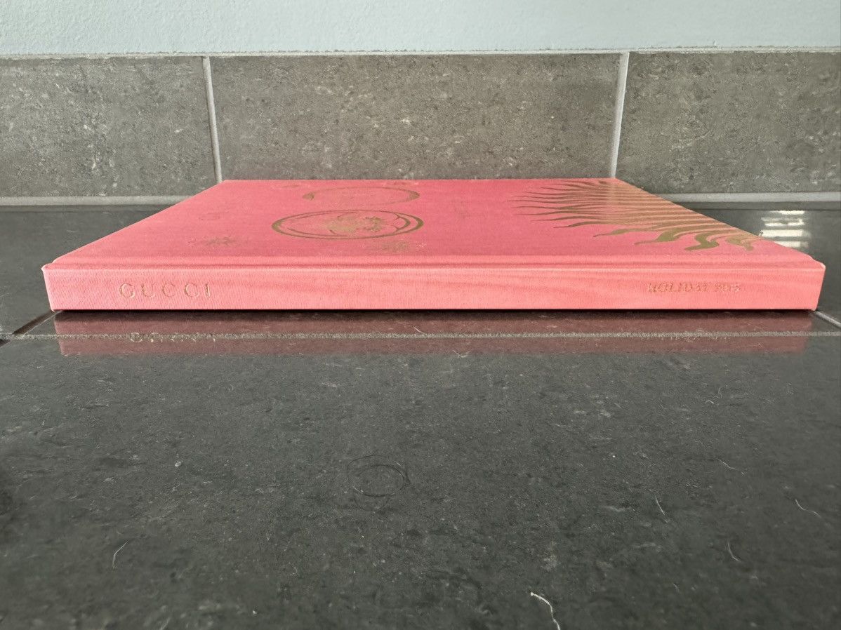 Gucci Gucci Holiday 2018 Coffee Table Book Size ONE SIZE - 2 Thumbnail