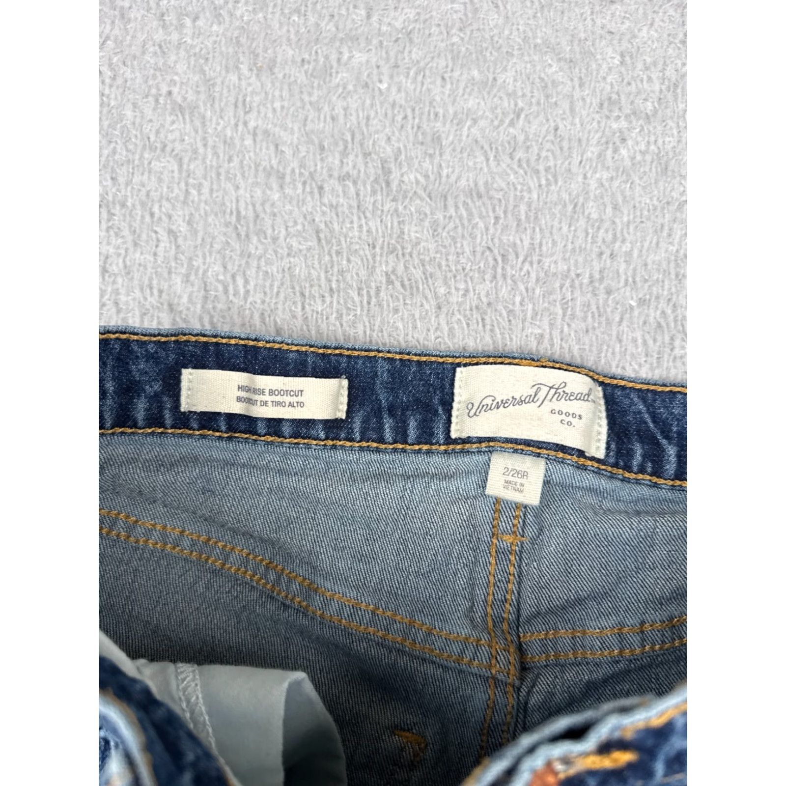 Vintage Universal Thread Jeans Women 2 Blue Denim Bootcut High Rise Cotton Blend 28x31 Womens Size 26" / US 2 / IT 38 - 6 Thumbnail